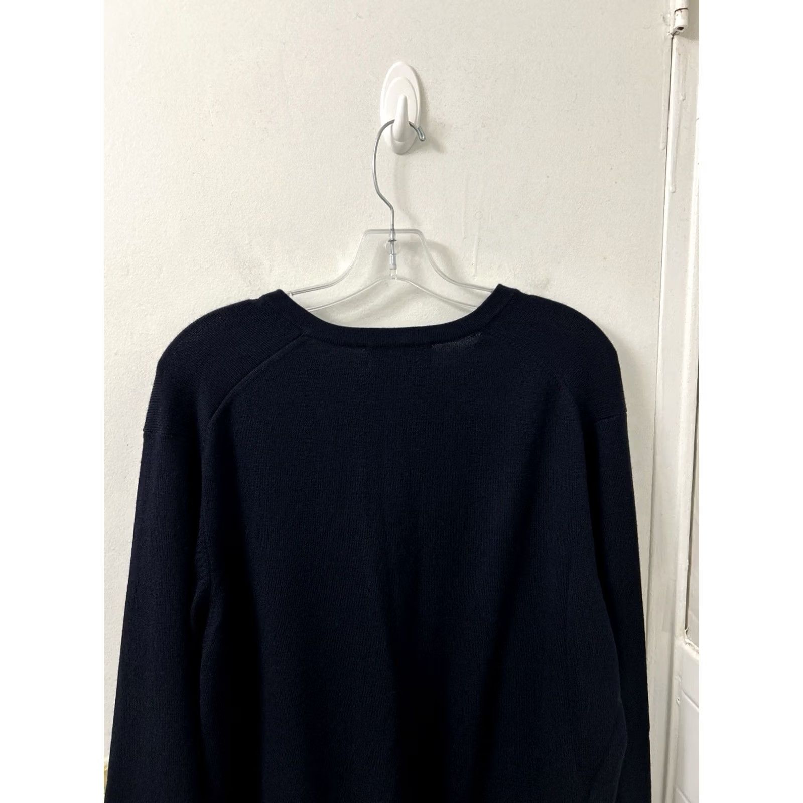 Brooks Brothers Brooks Brothers Sweater V-Neck Pullover Mens Large Navy Blue Merino Wool Stretch Pullover Size US L / EU 52-54 / 3 - 7 Thumbnail