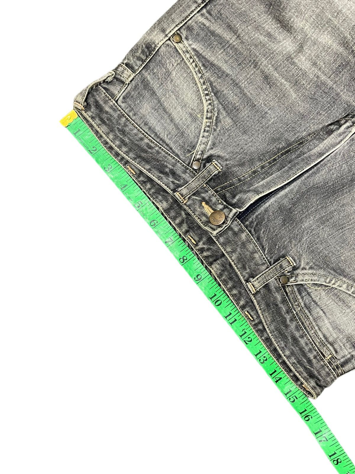 Bape Vintage Bape Busy Works Selvedge Distresed Denim Size US 31 - 21 Thumbnail