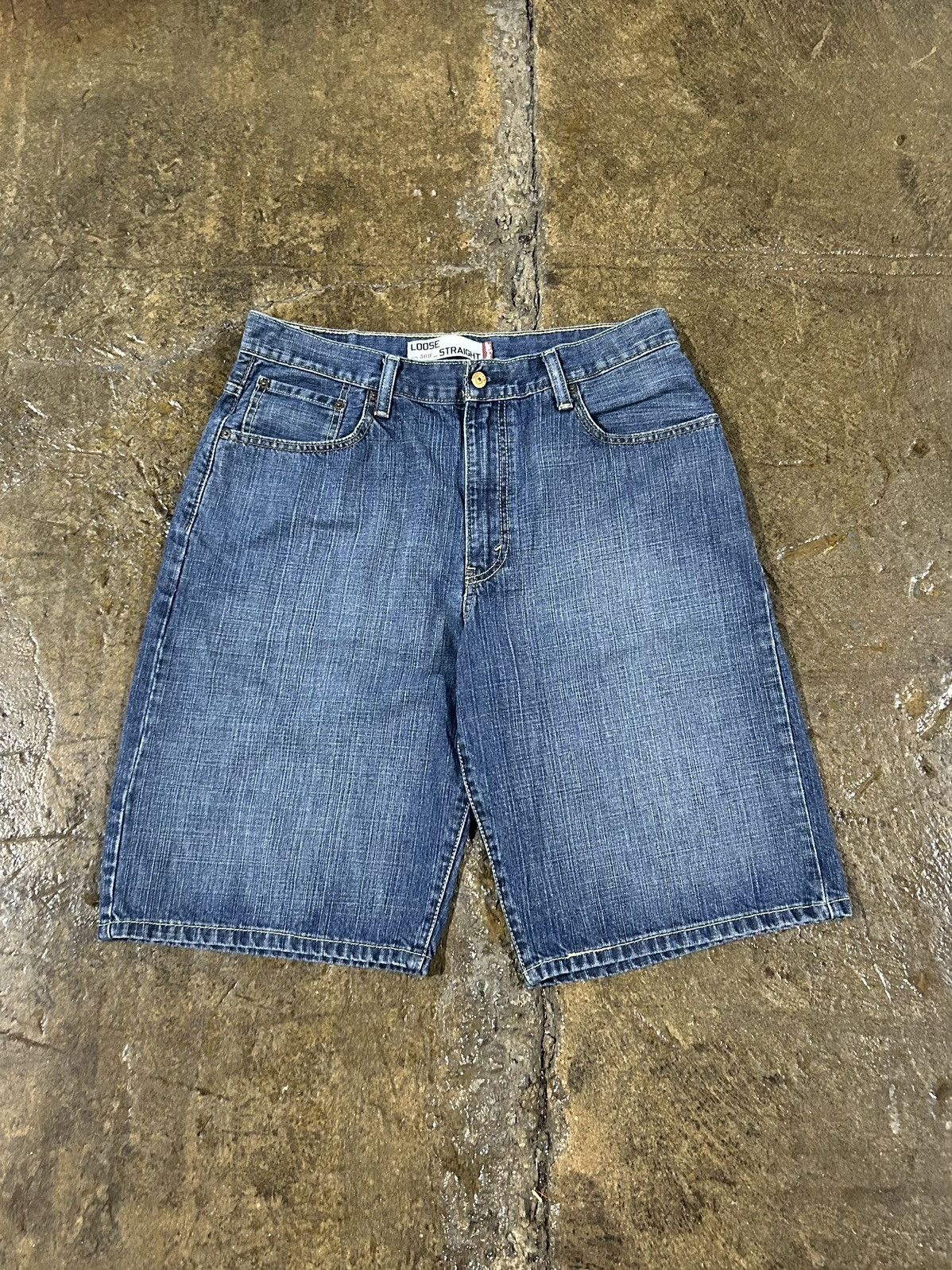 Levi's × Vintage Crazy Vintage Y2K Levi's 569 Jorts Essential Skater Jorts Size US 34 / EU 50 - 2 Thumbnail