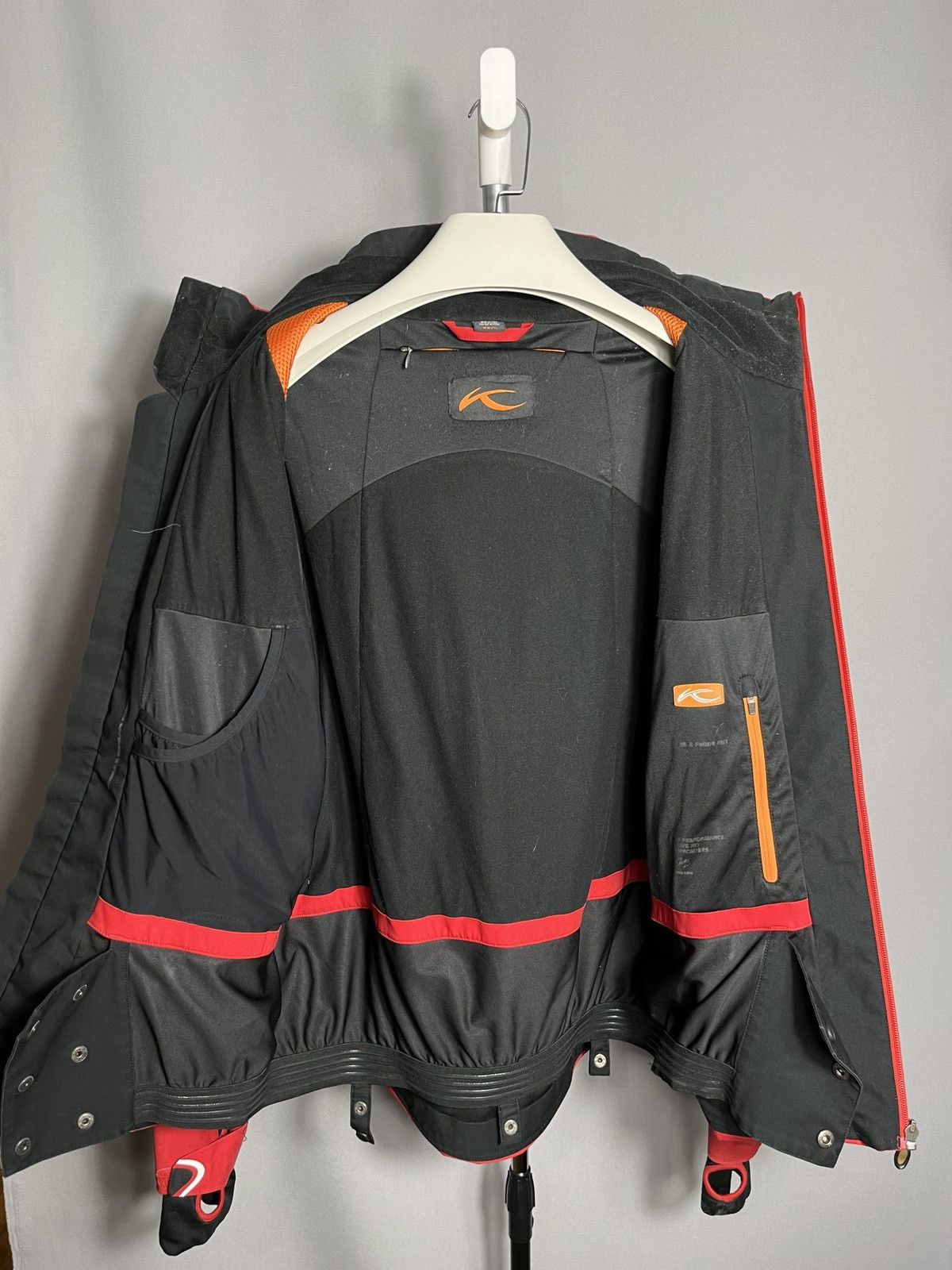 KJUS KJUS Storm Hood Jacket Ski Men Red Snowboarding Winter Sport Size US L / EU 52-54 / 3 - 13 Thumbnail