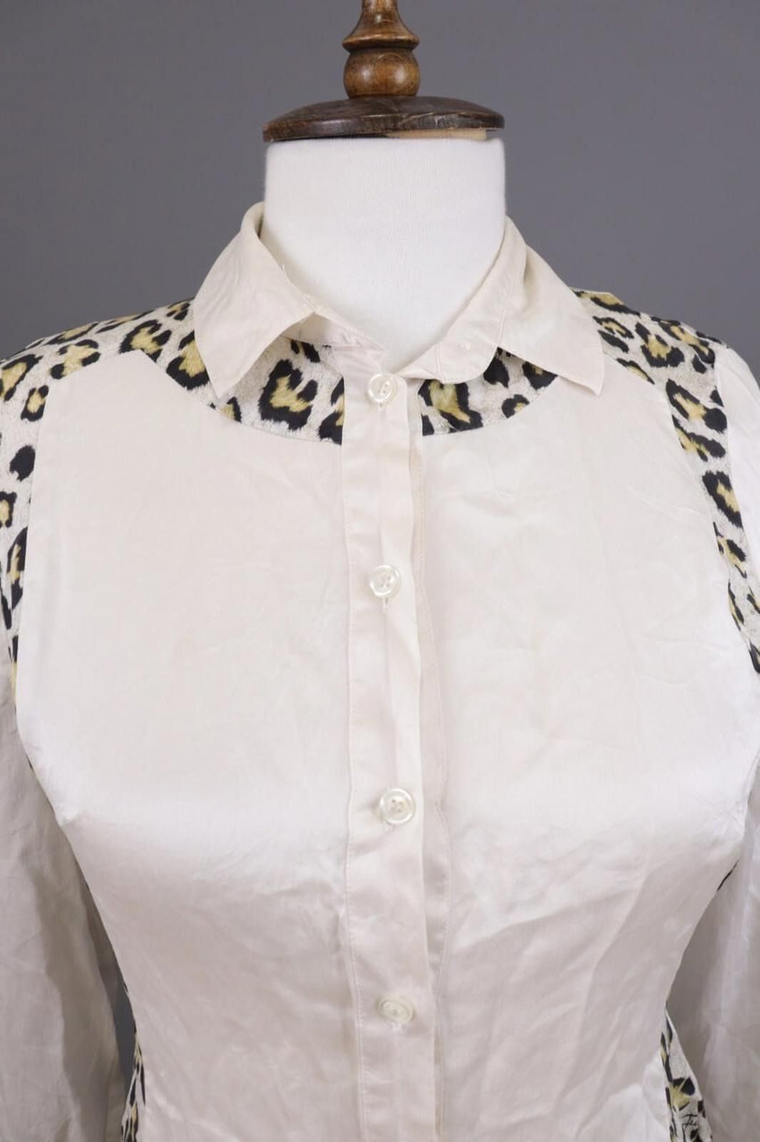 Just Cavalli Just Cavalli Beige Anumal Print Blouse Shirt Size 40 / M Size M / US 6-8 / IT 42-44 - 5 Thumbnail