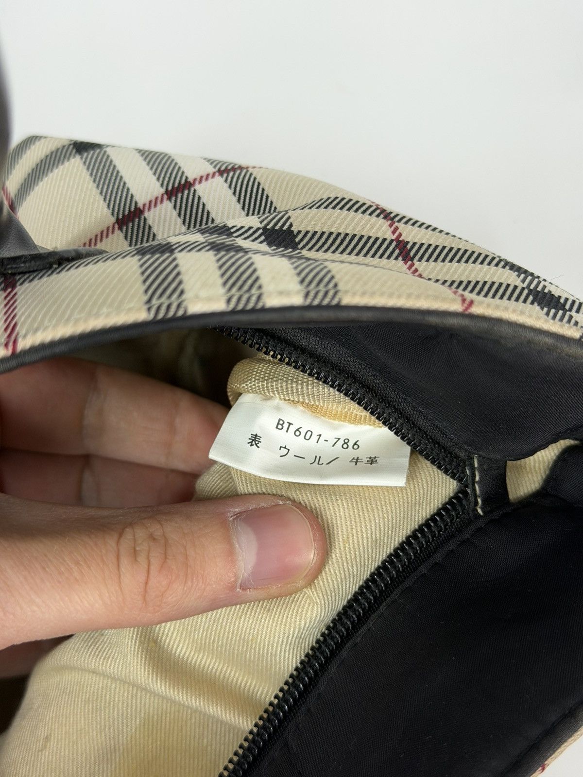 Burberry Vintage Burberry Nova Check Beige Bag Y2K Plaid Small Size ONE SIZE - 13 Thumbnail