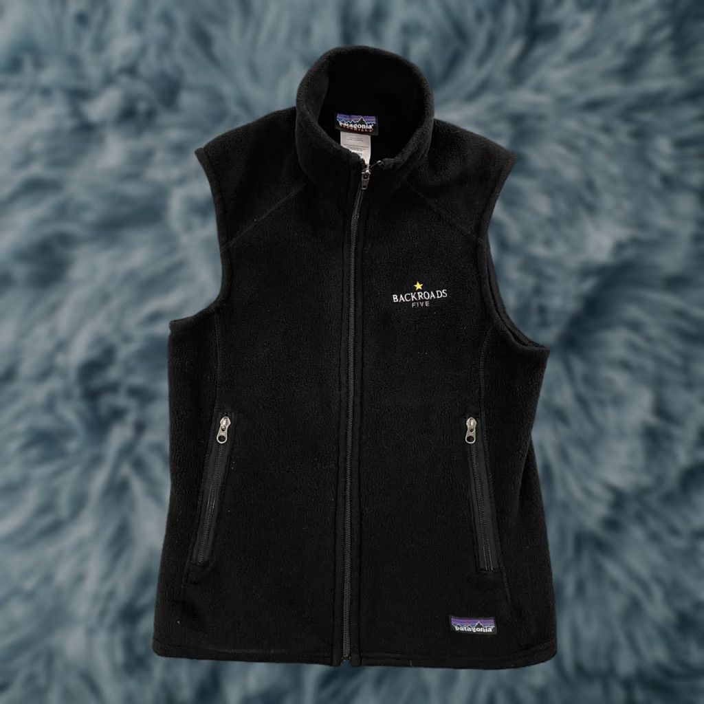 Patagonia Patagonia Vest Womens Small Black Synchilla Full Zip Pockets Fleece Ladies S Size S / US 4 / IT 40 - 1 Thumbnail