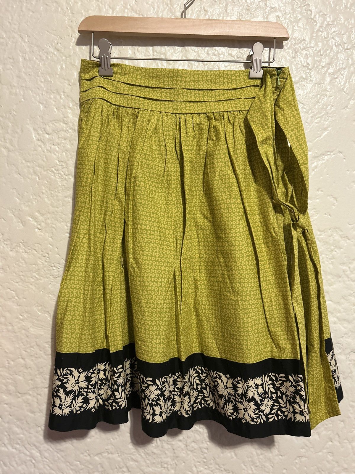 Anthropologie Anthropologie Odille A line tie skirt size 2 Size 26" / US 2 / IT 38 - 1 Thumbnail