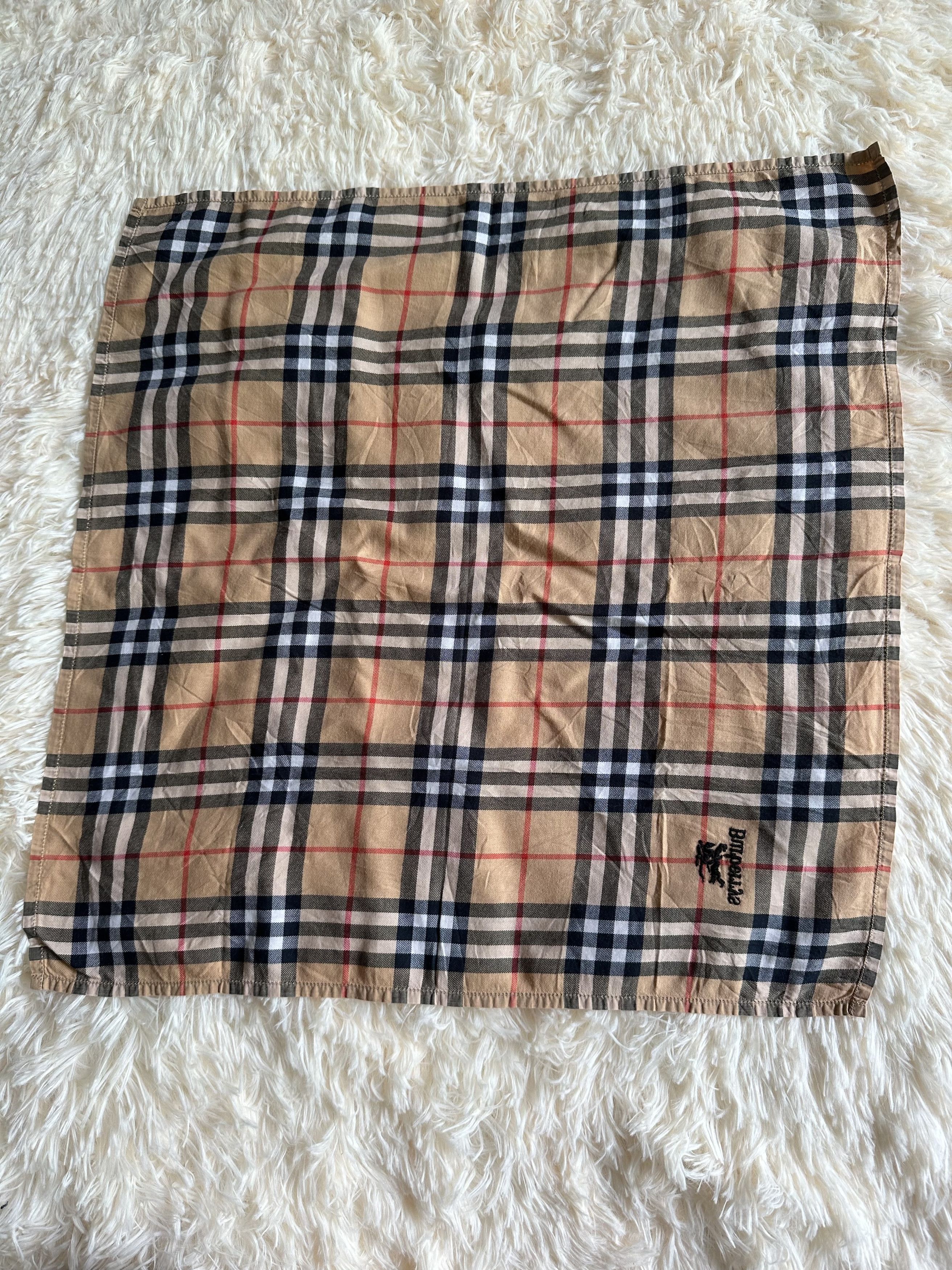 Burberry Vintage Lot Of 2 Handkerchief Burberry Scarf Sil Size ONE SIZE - 3 Thumbnail