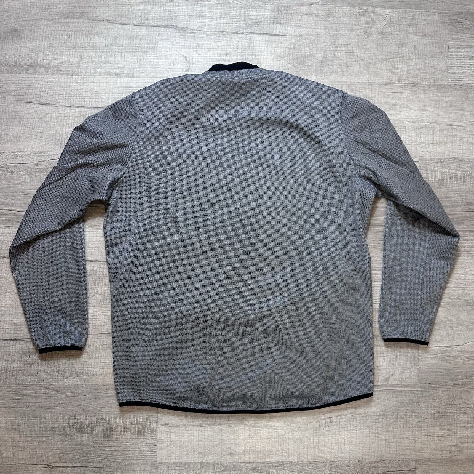 Nike Nike Men's Gray Long Sleeve Therma Dri Fit 1/4 Zip XL Size US XL / EU 56 / 4 - 7 Thumbnail