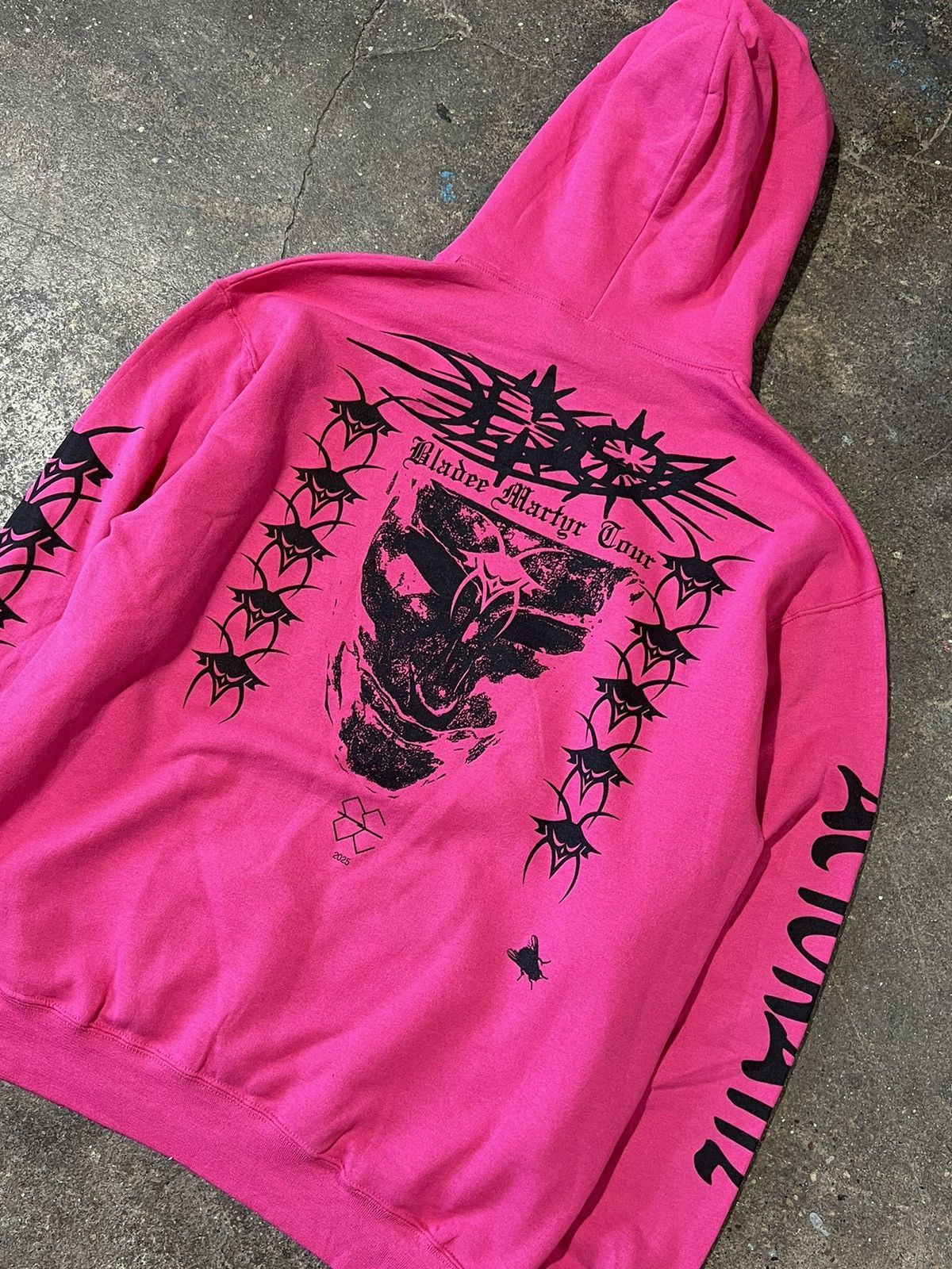 Other Bladee martyr tour hoodie Size US M / EU 48-50 / 2 - 2 Thumbnail