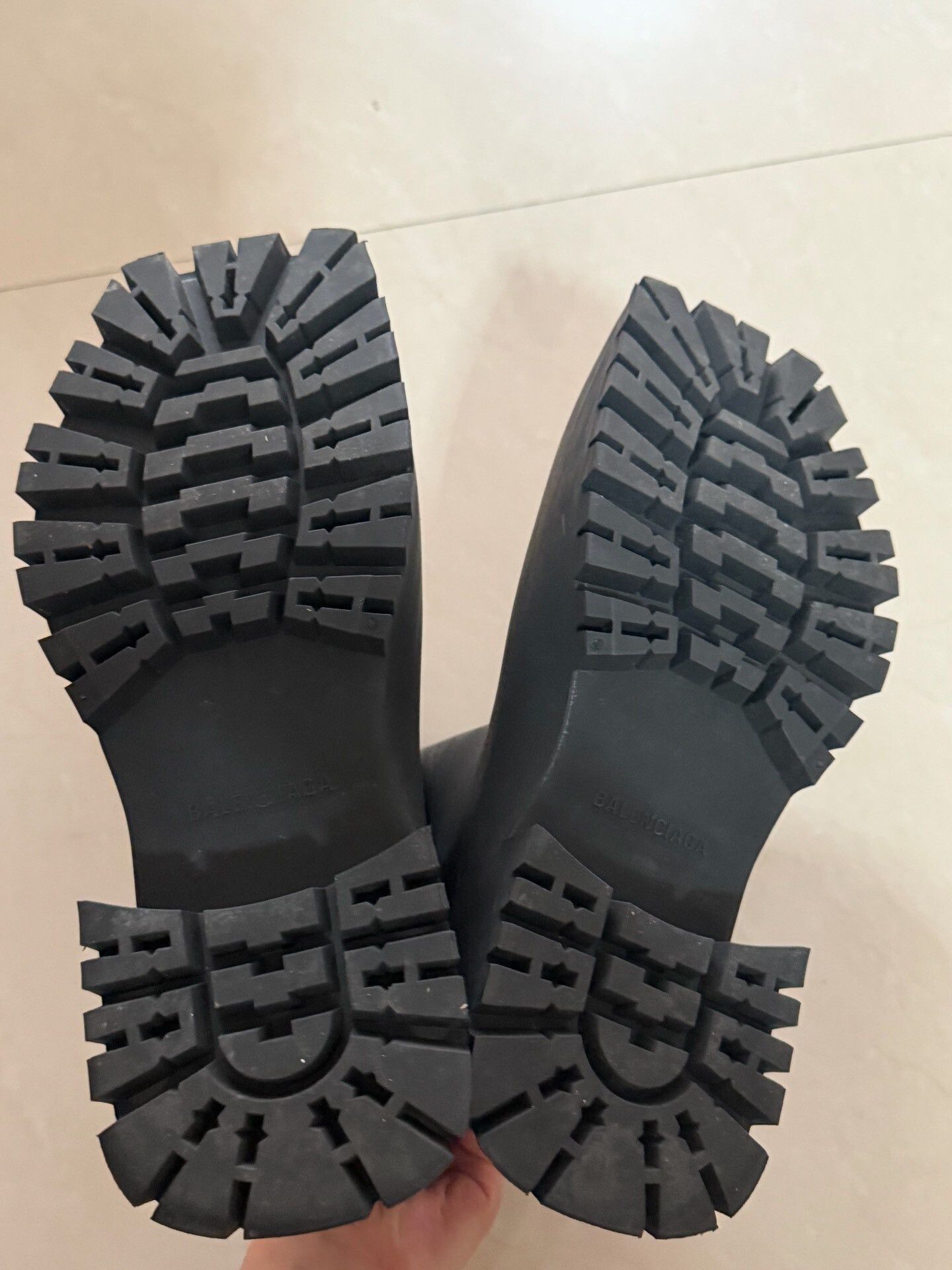 Balenciaga Balenciaga Trooper Rubber Boot Size US 11 / EU 44 - 2 Thumbnail
