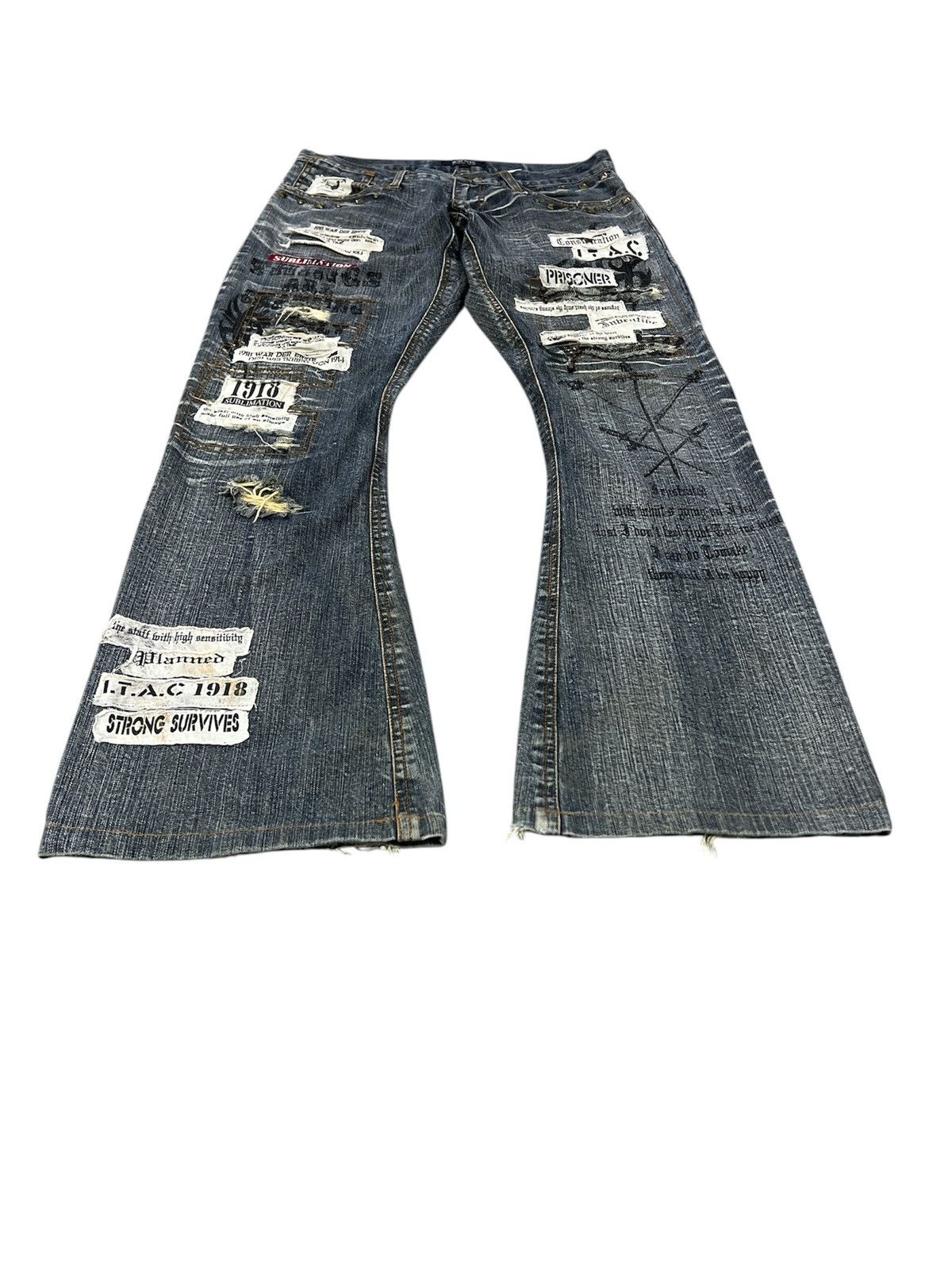 Designer × Vintage FLARED🔥IN THE ATTIC PATCHWORK SEDITIONARIE DISTRESSED DENIM Size US 30 / EU 46 - 2 Thumbnail