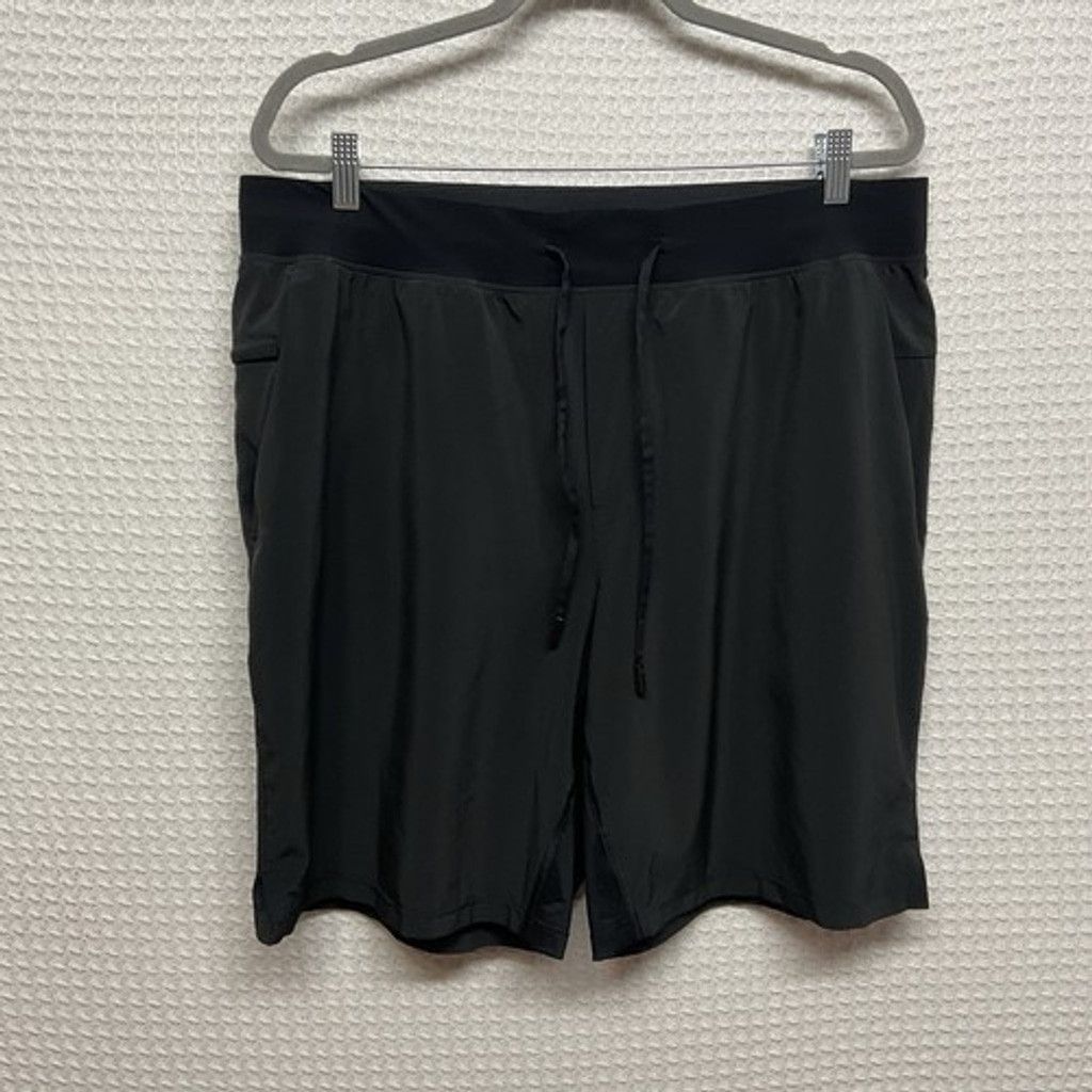 Lululemon NWOT Lululemon Black Unlined Athletic Gym Shorts Men 2XL Size US 38 / EU 54 - 1 Thumbnail
