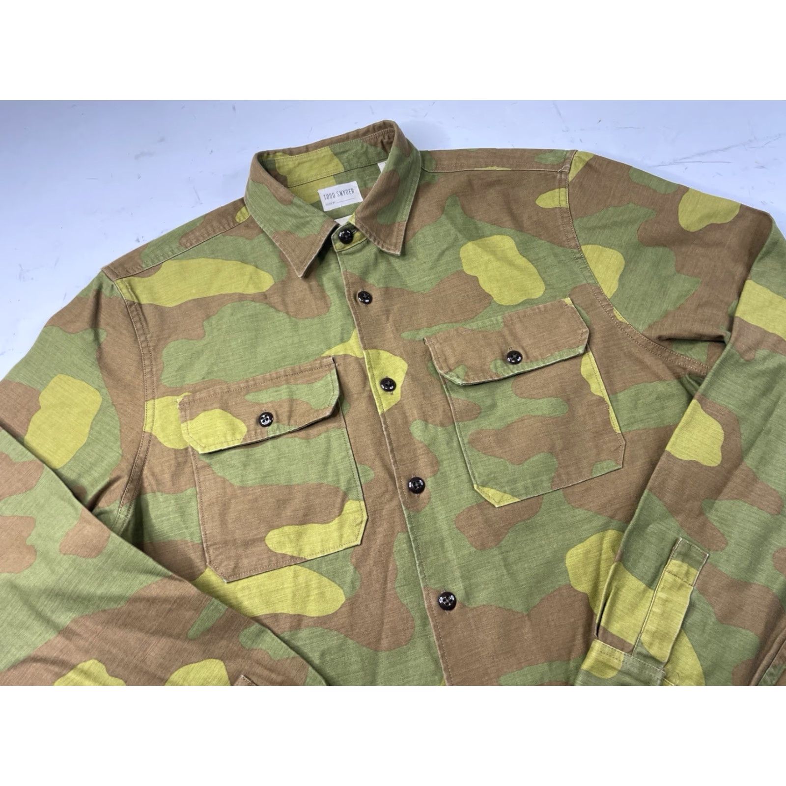 Todd Snyder Todd Snyder Camouflage Two Pockets Utility LS Shirt Men L Large Multicolor Long Sleeve Button-Up Size US L / EU 52-54 / 3 - 3 Thumbnail