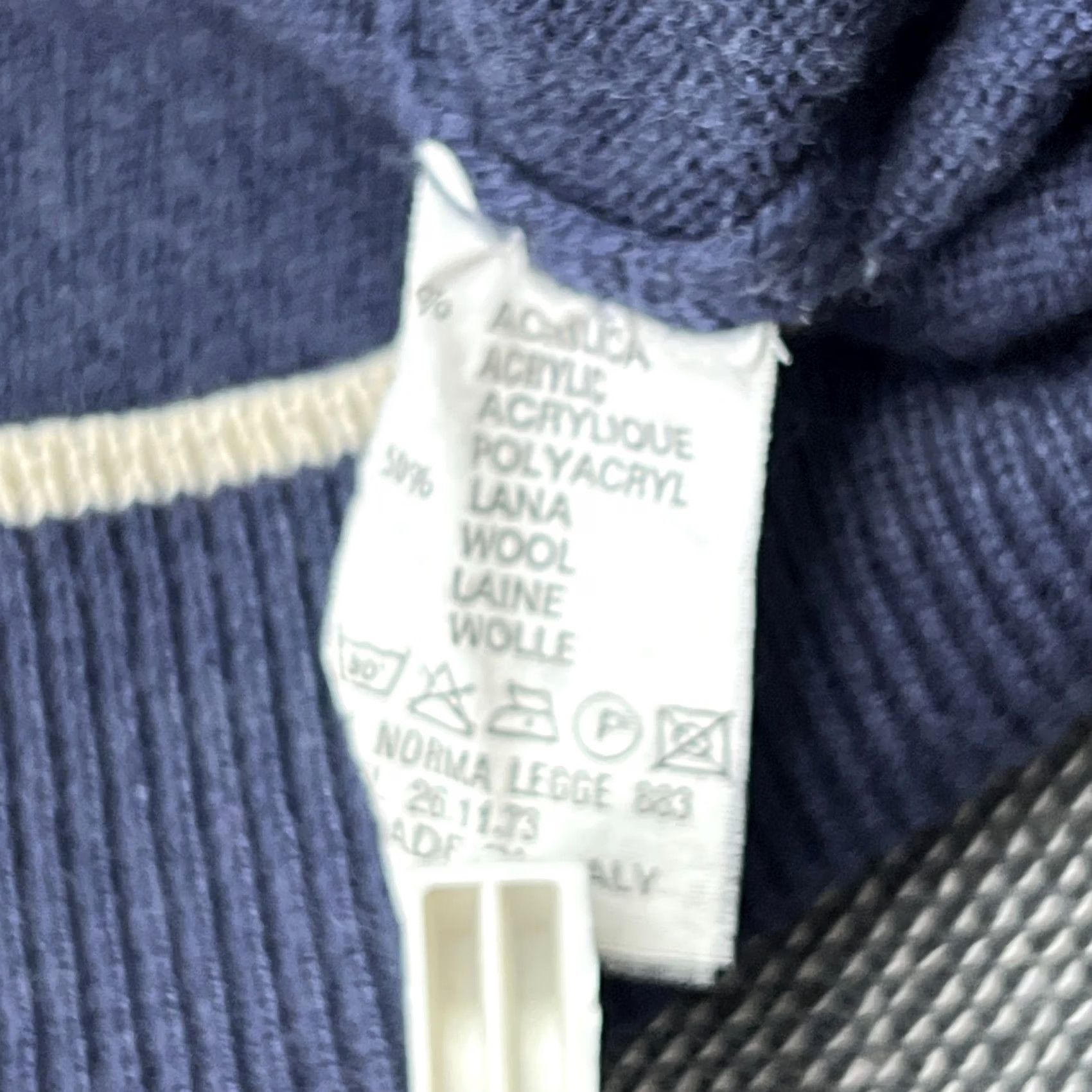 Dainese VINTAGE Dainese Sweater Mens Large Blue V-Neck Wool Acryl Blend Pullover Jumper Size US L / EU 52-54 / 3 - 5 Thumbnail