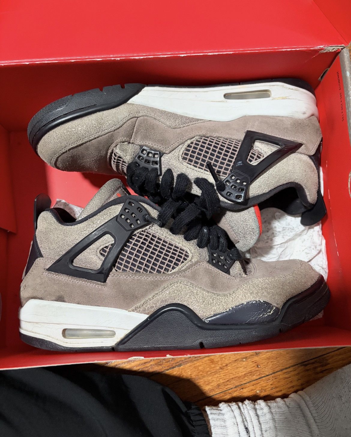 Jordan Brand Jordan 4 taupe haze Size US 9.5 / EU 42-43 - 3 Thumbnail