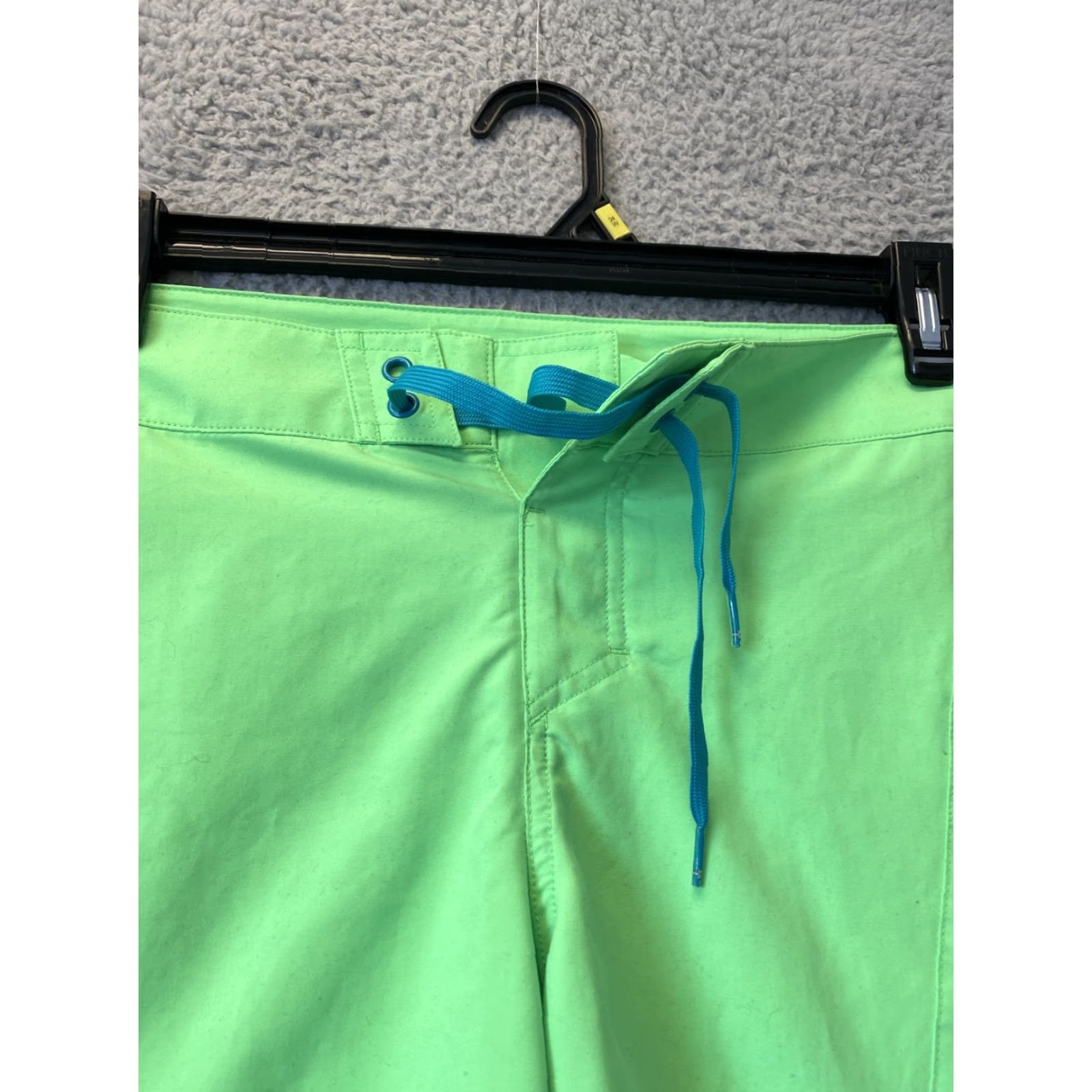 Under Armour VINTAGE Under Armour Men's Swim Board Shorts 9" Shorebreak Green, Lime Green/44-64, Regular, Men's Bottoms Size US 27 - 3 Thumbnail