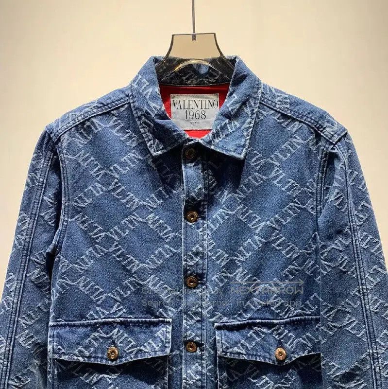 Valentino Valentino Blue Denim Jacket for Men . Size US M / EU 48-50 / 2 - 3 Thumbnail