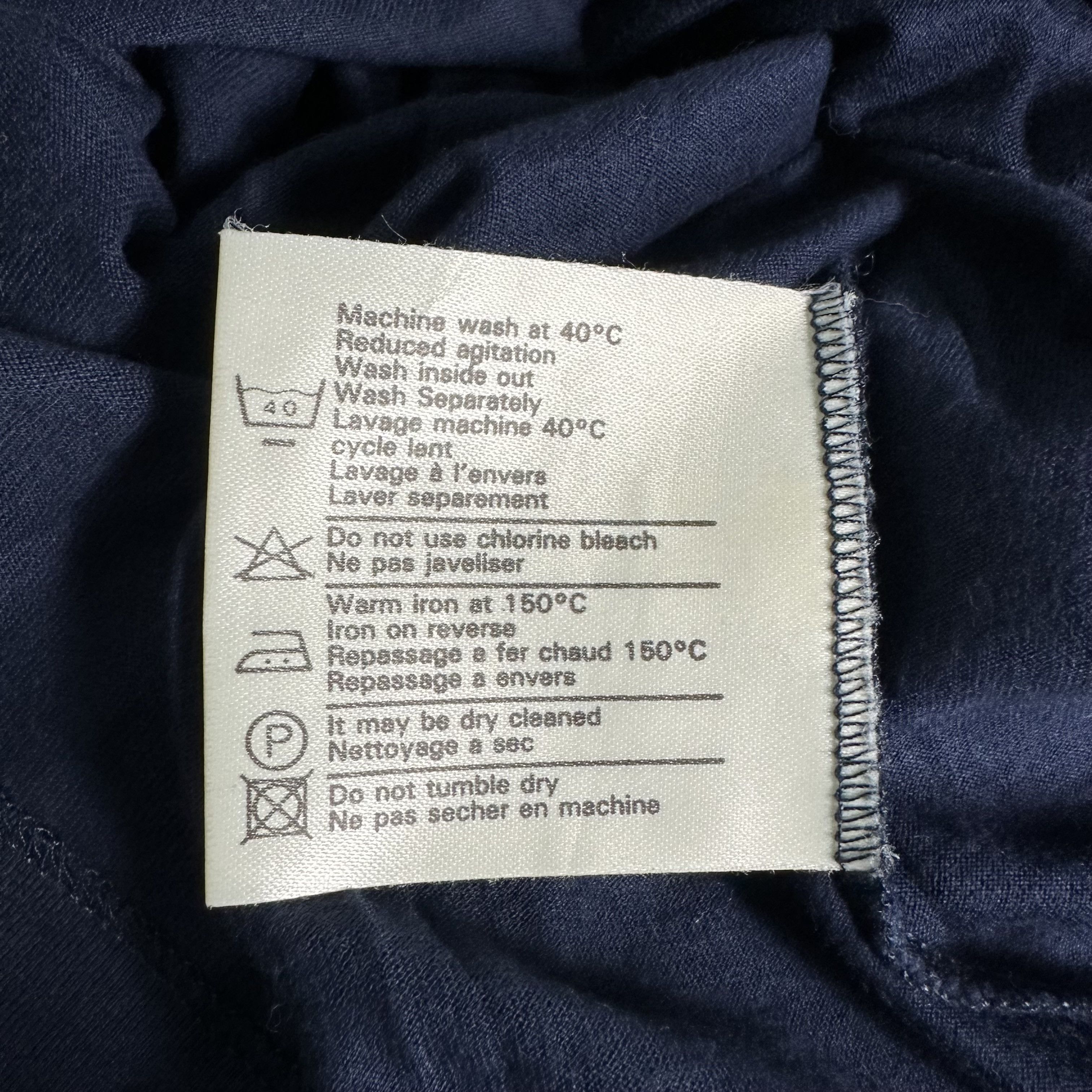 Alfred Dunhill 🔥RARE🔥Vtg Alfred Dunhill Spell Out T-shirt Single Stich Size US S / EU 44-46 / 1 - 7 Thumbnail