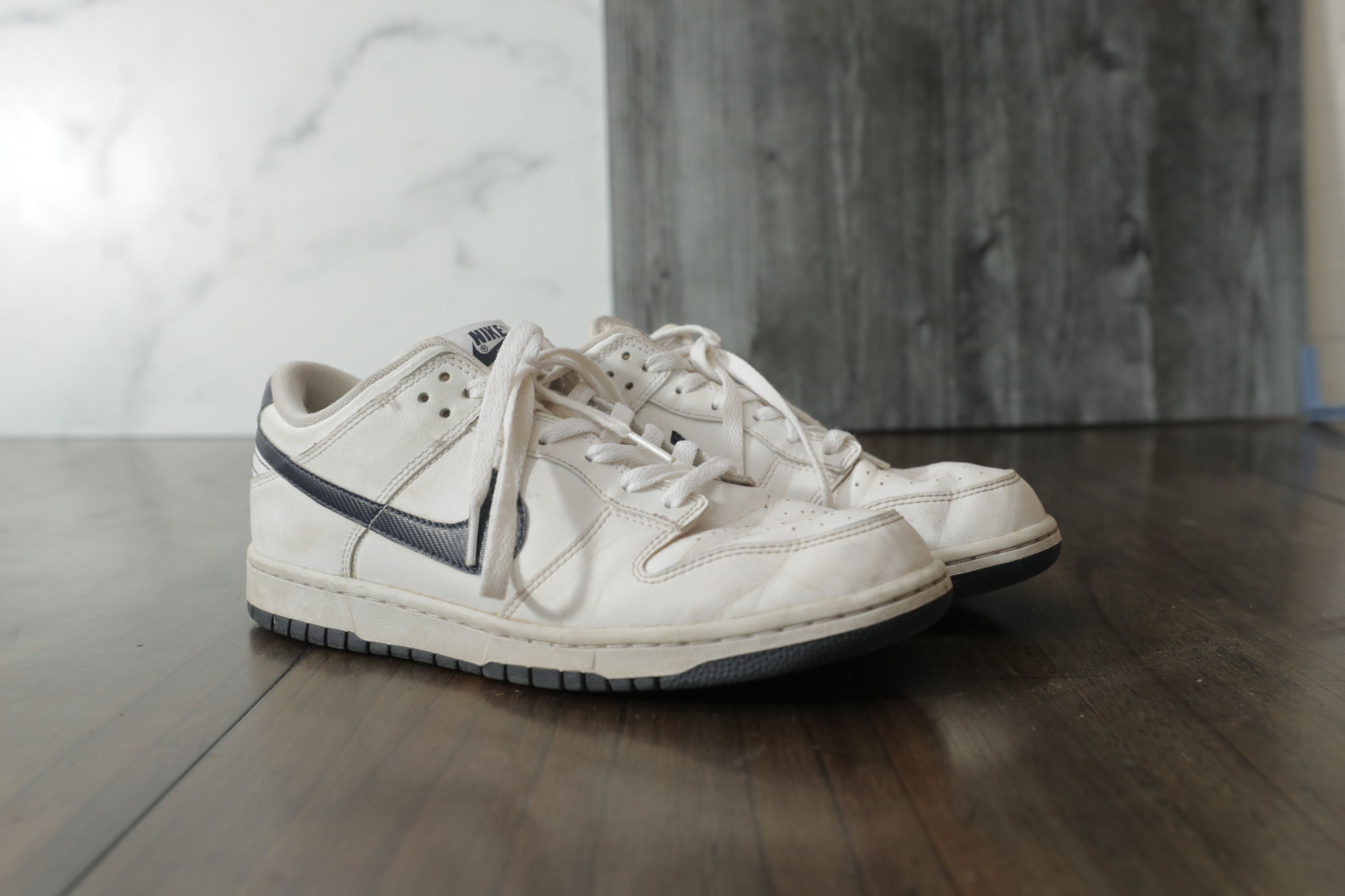 Nike Nike Dunk Low 2012 Obsidian Navy White Rare Vintage (8.5) Size US 8.5 / EU 41-42 - 4 Thumbnail