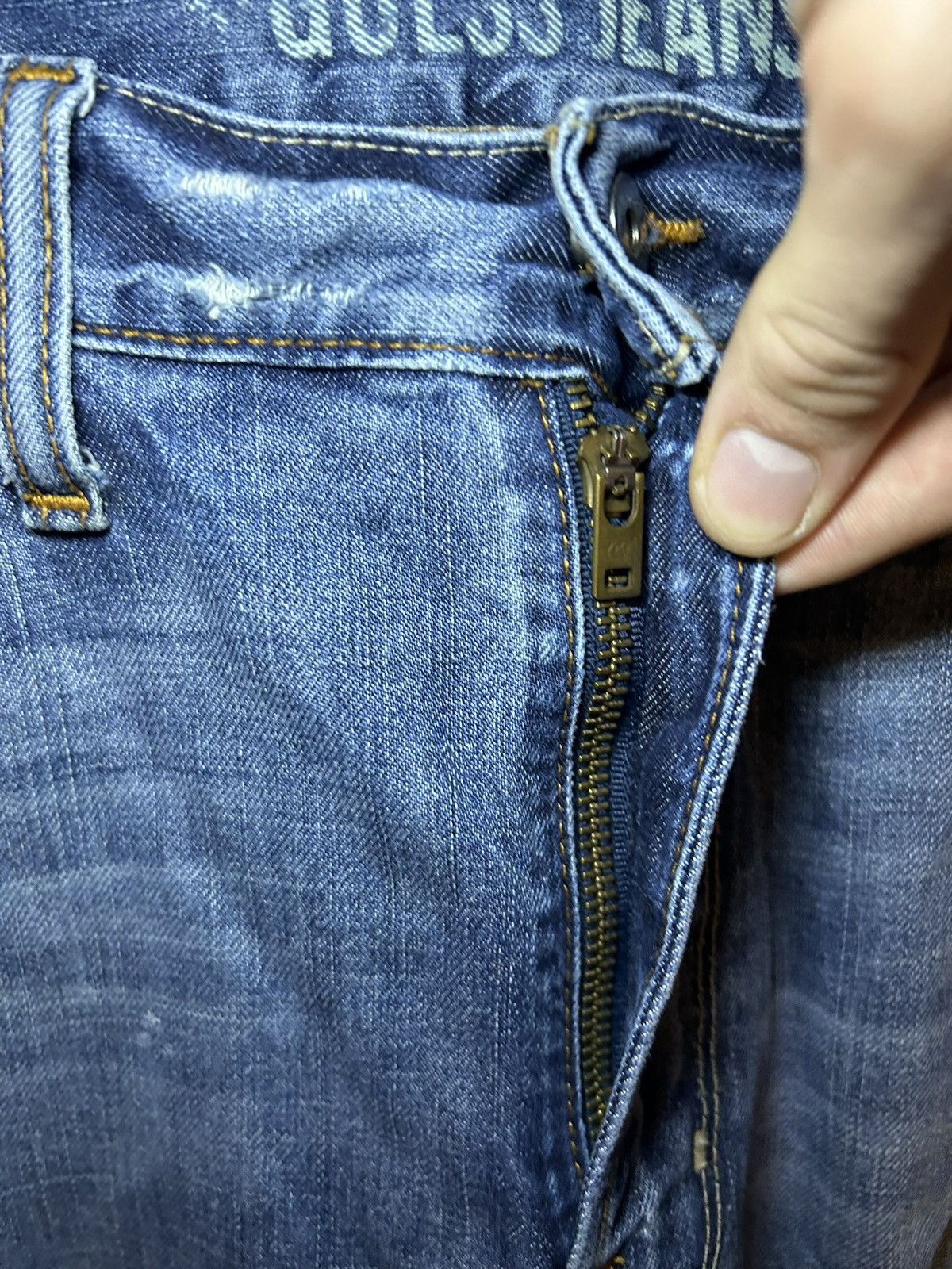 Guess Vintage Guess Jeans USA distressed bootcut jeans Size US 33 - 12 Thumbnail