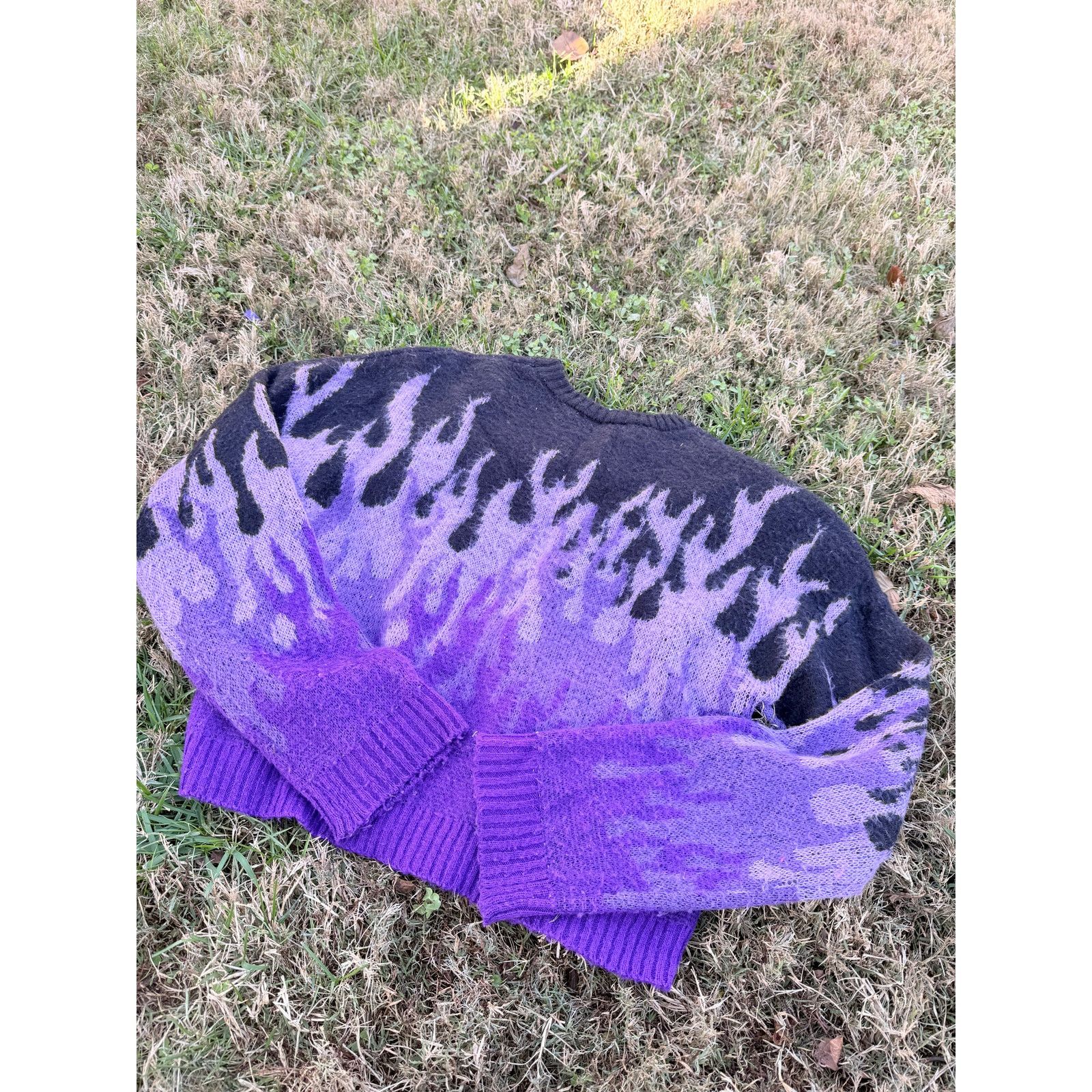 The Ragged Priest RARE Ragged Priest Warm Purple Flames Sweater Size XS / US 0-2 / IT 36-38 - 5 Thumbnail
