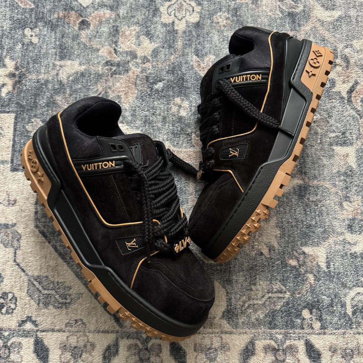 Louis Vuitton LV Louis Vuitton Maxi Trainer Black Brown Suede Black sz 12 Size US 12 / EU 45 - 1 Thumbnail