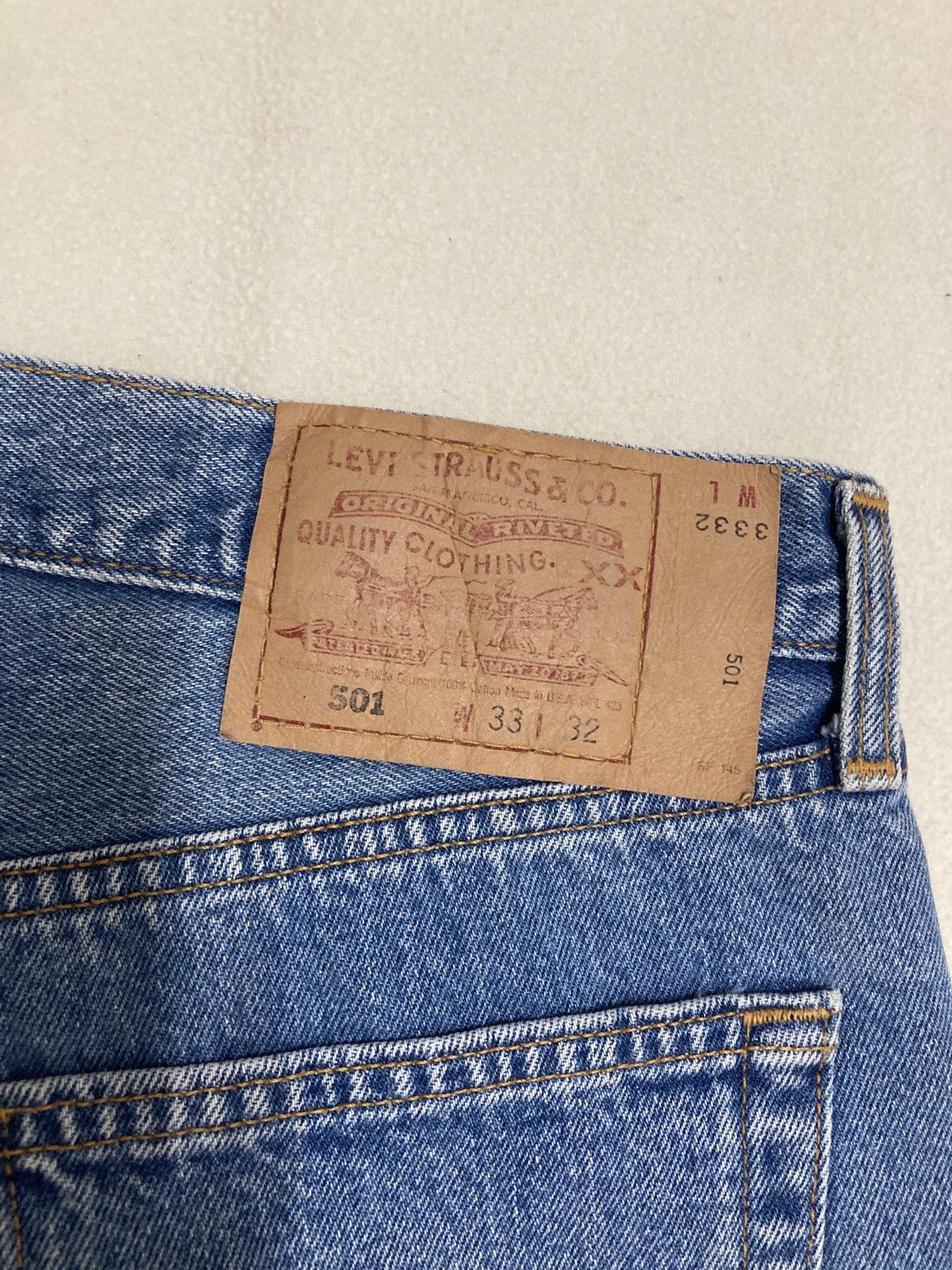Levi's Vintage 90’s Levis 501 jeans Made in USA for Men Size US 33 - 12 Thumbnail