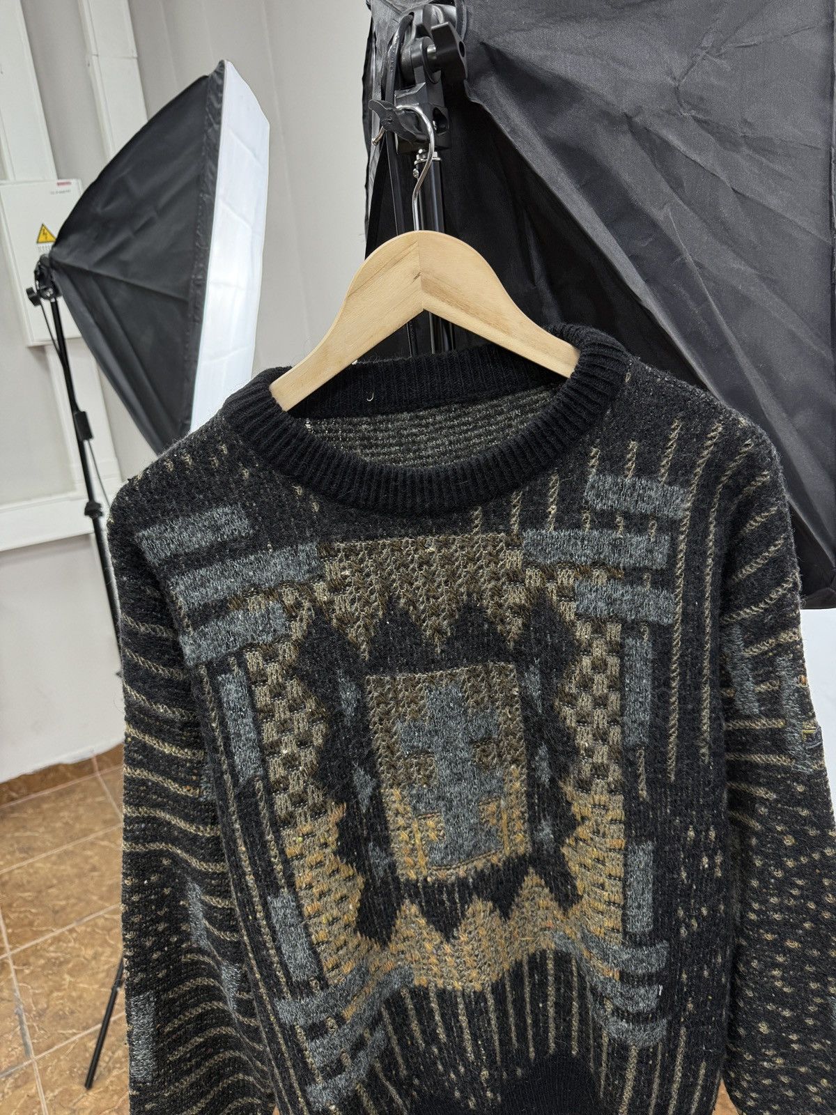 Hugo Boss 🇮🇹 Vintage 90s Hugo Boss Archive Knit Sweaters Made in Italy Size US M / EU 48-50 / 2 - 1 Thumbnail