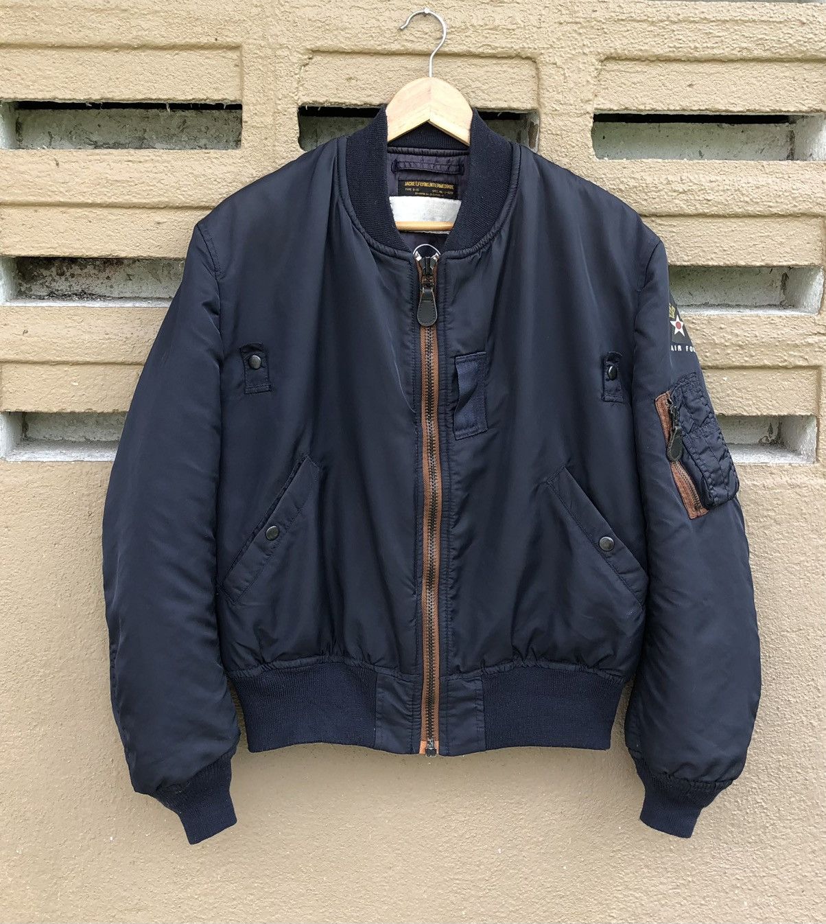 Buzz Rickson's Vintage Flying Intermediate Ma-1 Flight B-15 Bomber Jacket Size US M / EU 48-50 / 2 - 2 Thumbnail