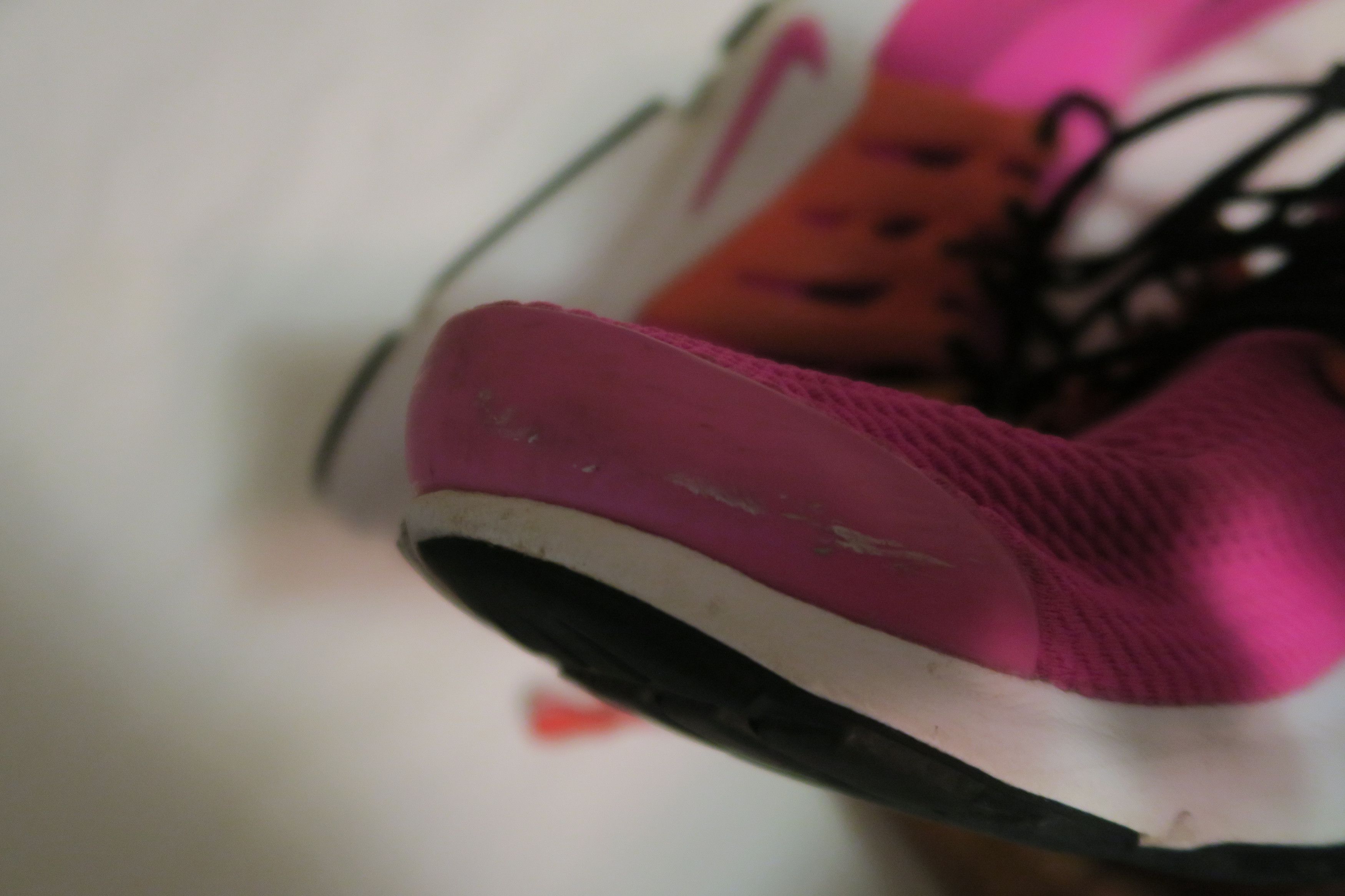 Nike Nike WMNS Air Presto Laser Fuchsia Sneakers Size 11 Size US 11 / IT 41 - 13 Thumbnail