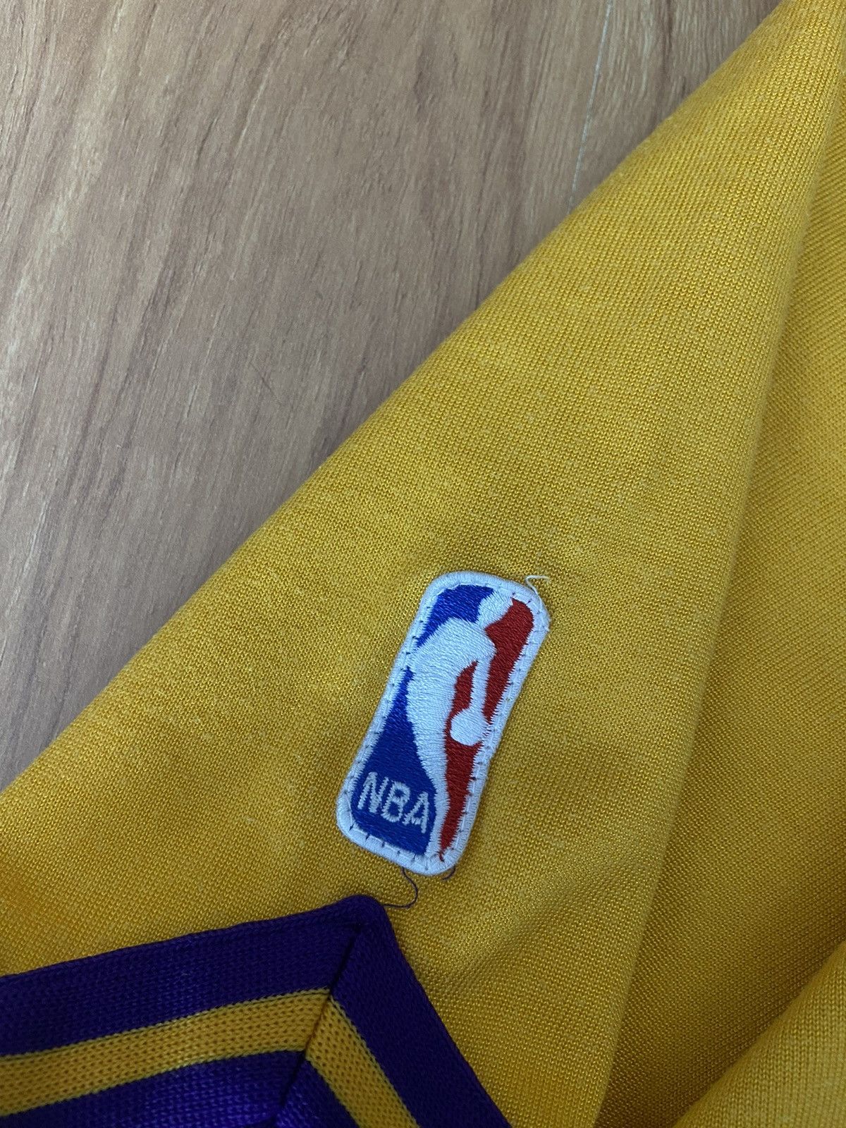 Champion Champion Los Angeles Lakers Yellow Basketball Jersey Shirt Size US XL / EU 56 / 4 - 7 Thumbnail