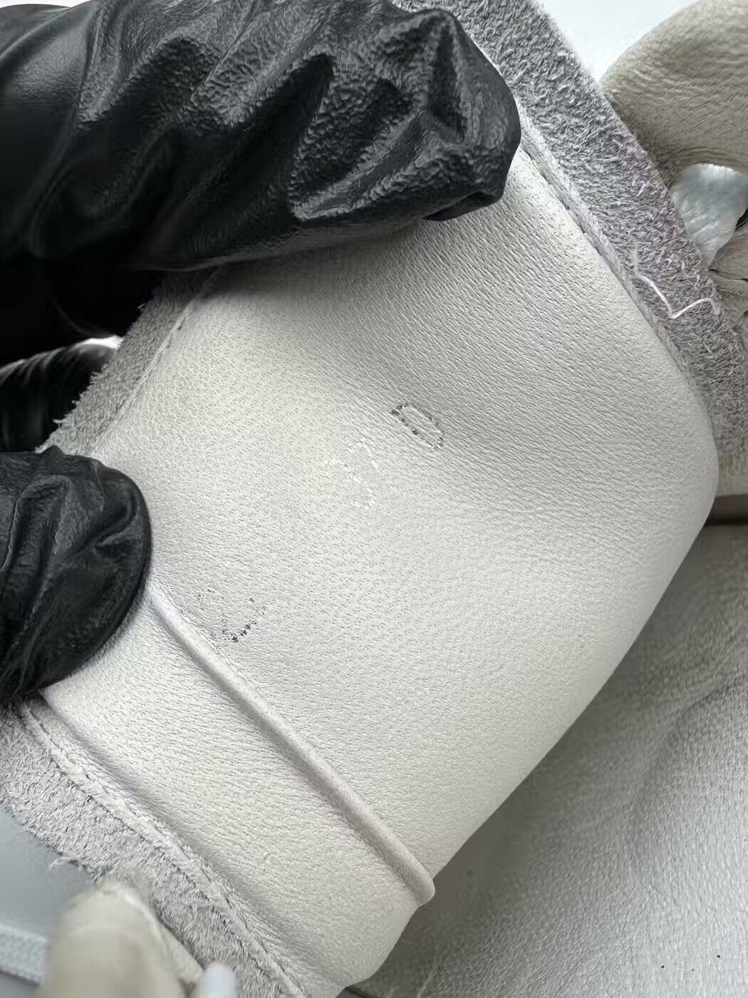 Alexander McQueen Alexander McQueen Oversized Leather Sneakers (B127) Size US 7 / IT 37 - 14 Thumbnail