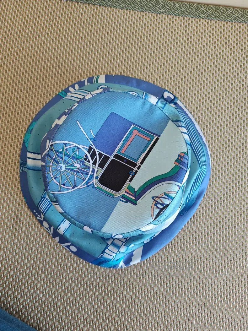 Hermes Hermes size 58 Silk fisherman hat Size ONE SIZE - 1 Thumbnail