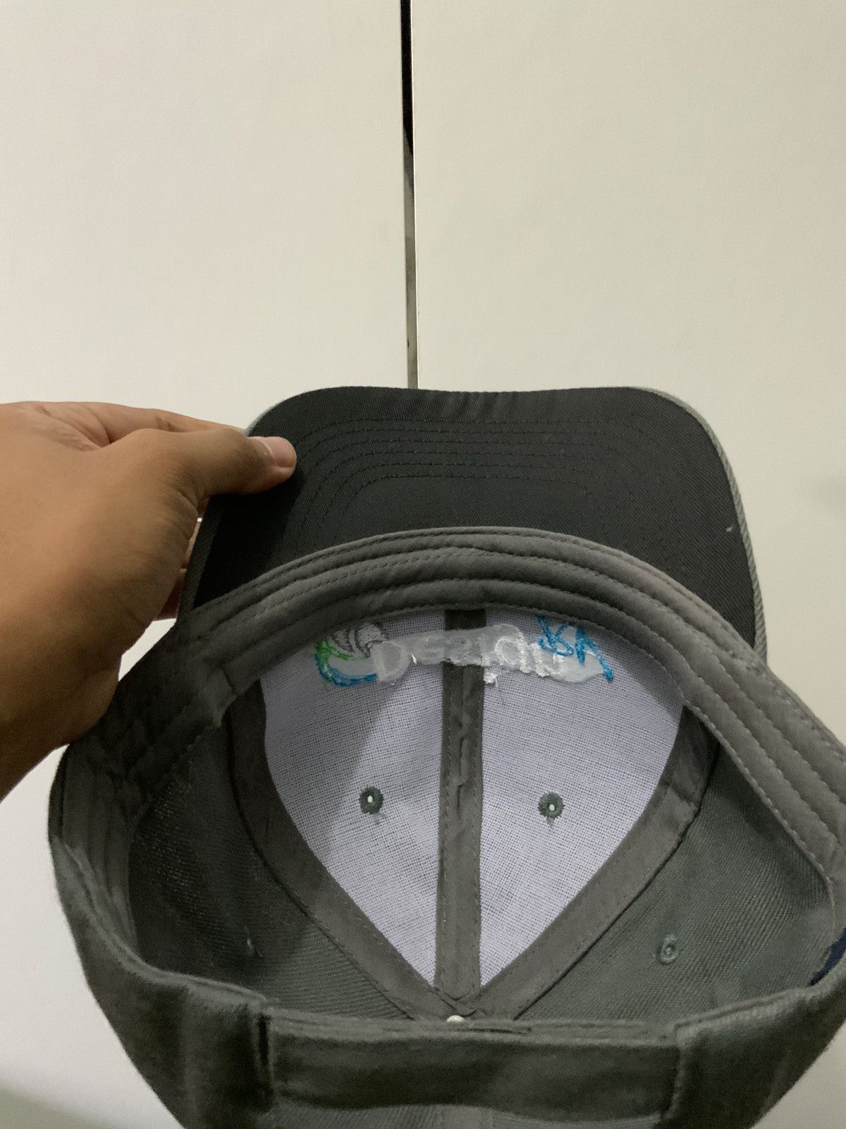 Japanese Brand Design RV Embroidery Hat Size ONE SIZE - 8 Thumbnail