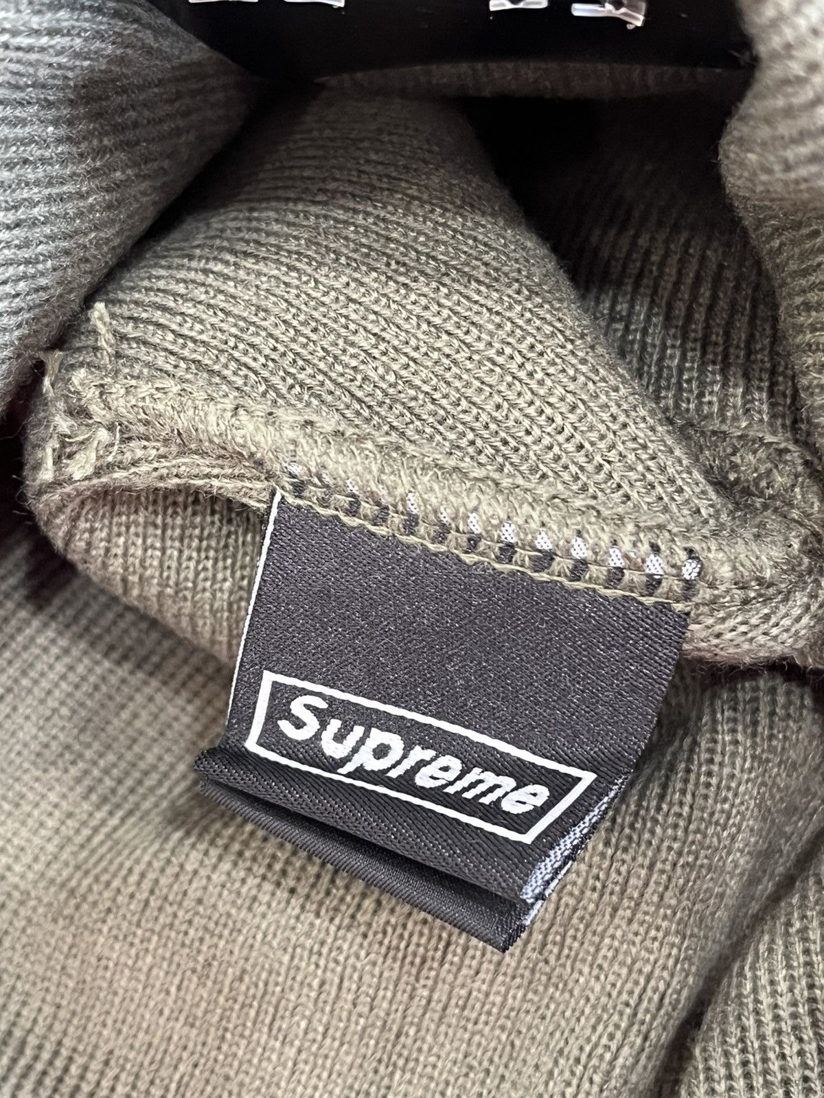 Supreme Supreme New Era Box Logo Beanie Olive FW25 Size ONE SIZE - 4 Thumbnail