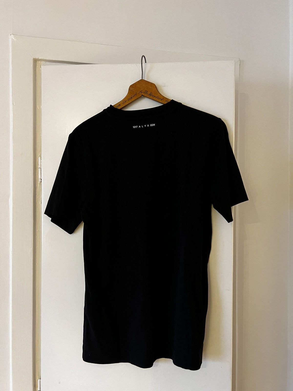 1017 ALYX 9SM Icon Face T-shirt Size US S / EU 44-46 / 1 - 2 Thumbnail
