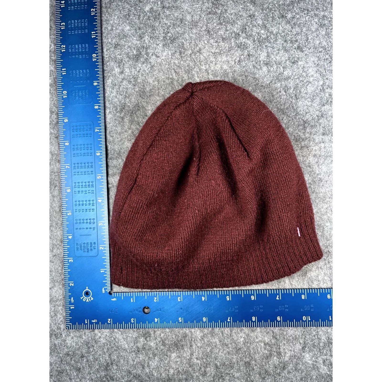 Vintage Wedze Beanie Mens One Size Red Knit Stretch Winter Casual Ski Hat Size ONE SIZE - 4 Thumbnail
