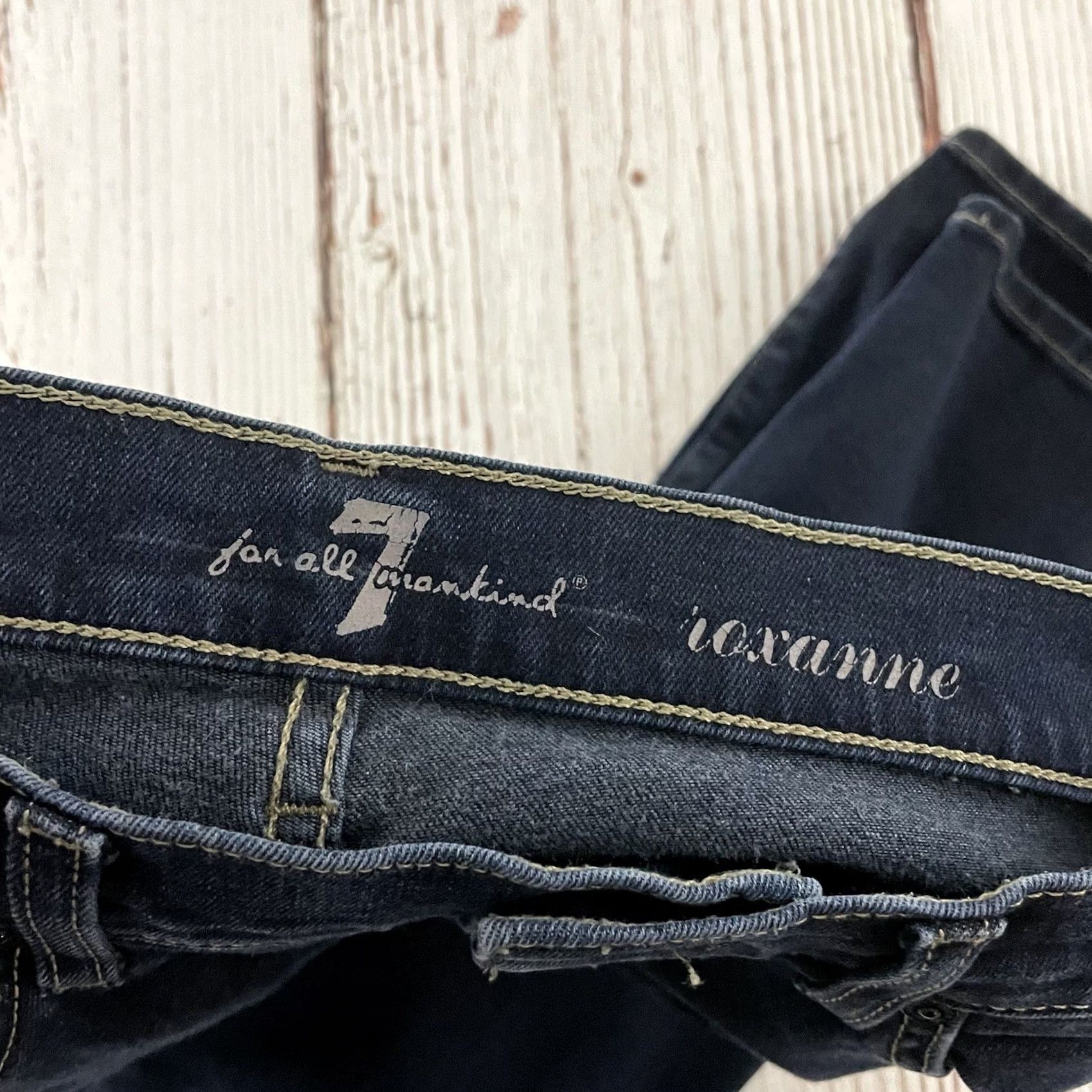 7 For All Mankind 7 For All Mankind Roxanne Dark Wash Jeans Blue 26 Womens Denim Straight Jeans Roxanne 7 For All Mankind 26 Dark Blue Womens Jeans Size 26" / US 2 / IT 38 - 3 Thumbnail