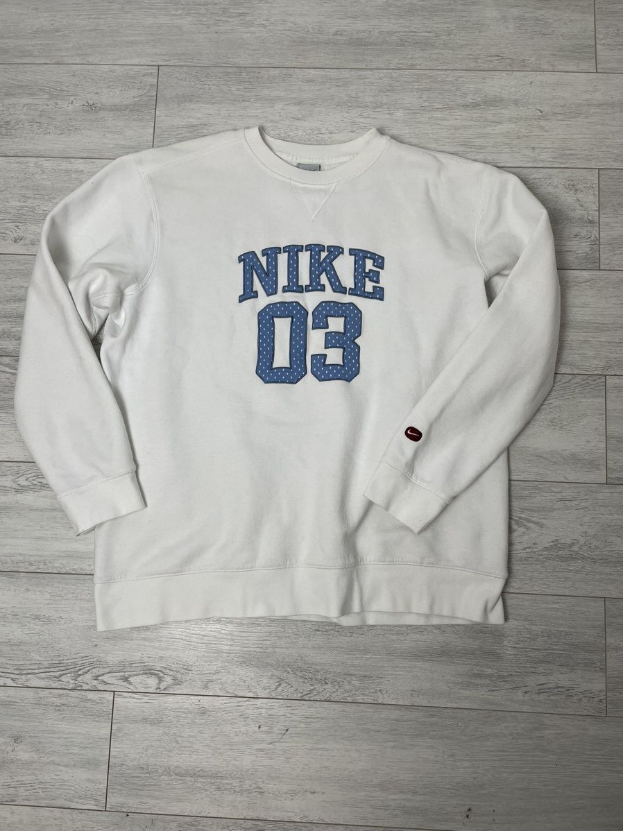 Nike × Vintage Nike Vintage Sweatshirts center logo 90s Size US L / EU 52-54 / 3 - 15 Thumbnail