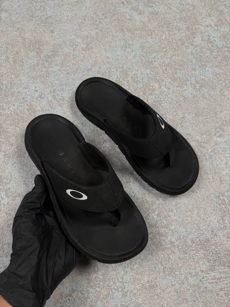 Oakley Oakley Vintage Black Opium Style Slippers 26cm Size US 8.5 / EU 41-42 - 1 Thumbnail