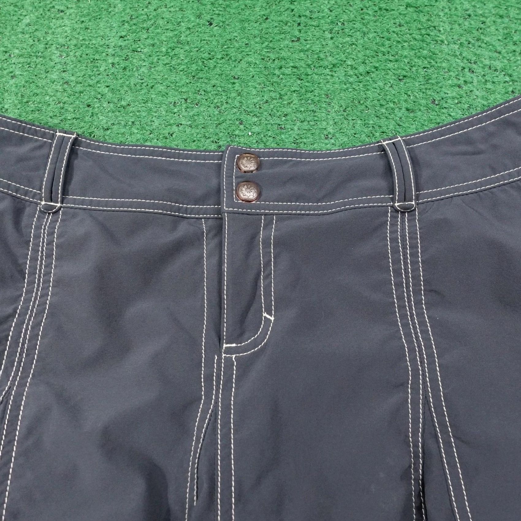 Athleta Athleta Womens Skort Petites Gray A-Line Microfiber Skirt Size 30" / US 8 / IT 44 - 2 Thumbnail