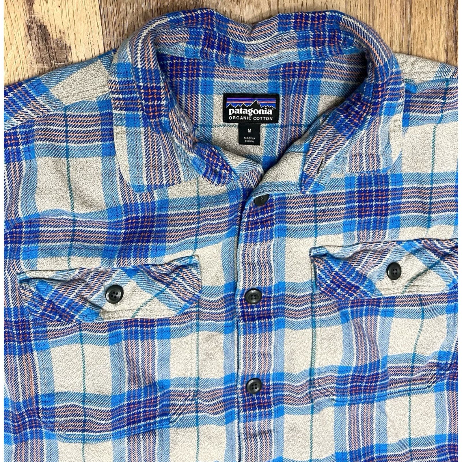 Patagonia Patagonia Shirt Men M Plaid Flannel Organic Cotton Gray Teal 53947 Button-Up Size US M / EU 48-50 / 2 - 3 Thumbnail