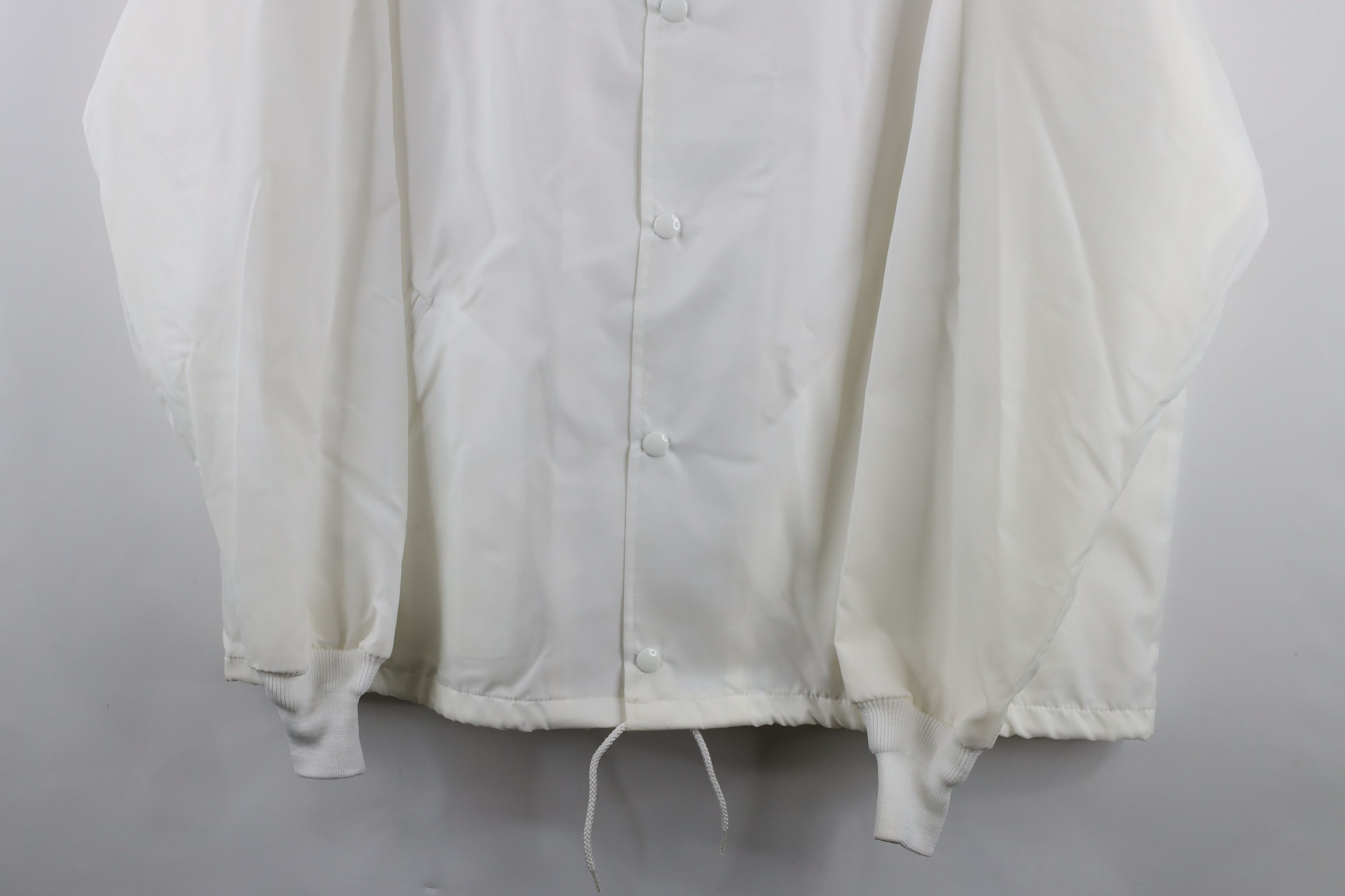 Vintage Vintage 70s Streetwear Coaches Windbreaker Jacket White USA Size US L / EU 52-54 / 3 - 3 Thumbnail