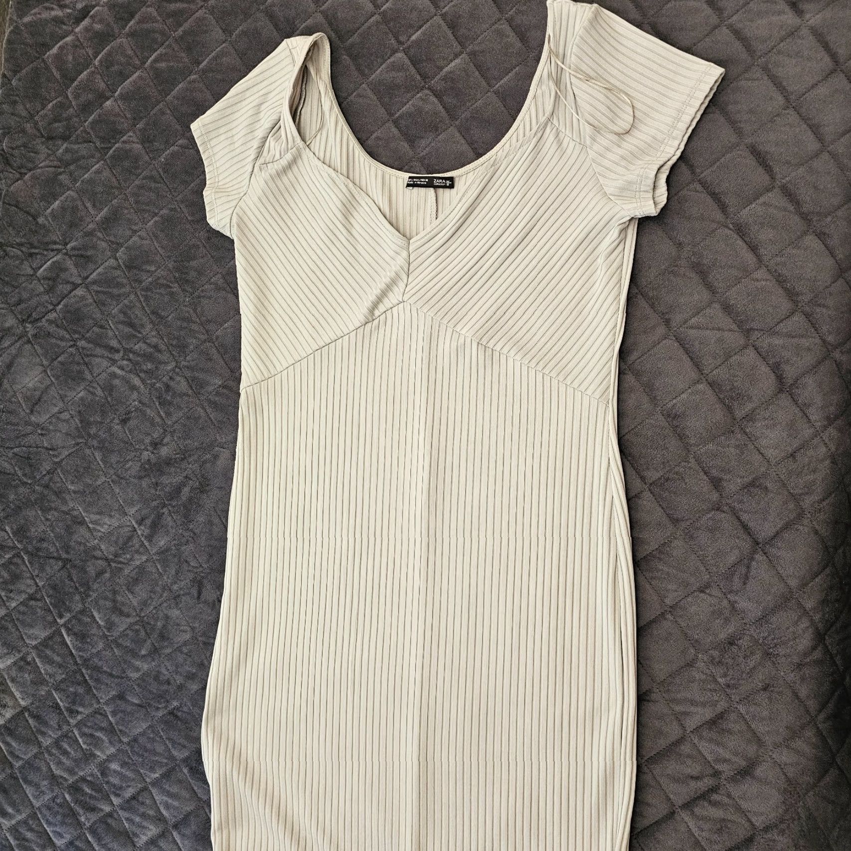 Zara Zara Dress Women L Light Gray Ribbed Short Sleeve Draped COLLECTION Dress Long Slit Draped Knot Ruched Modern Classic Size 36" / US 14 / IT 50 - 6 Thumbnail
