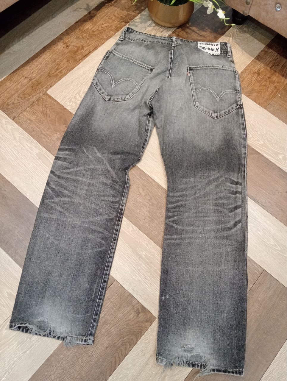 Levi's LEVI'S ENGINEERED DISTRESSED JEANS - SIZE 34 BLACK Size US 34 / EU 50 - 2 Thumbnail