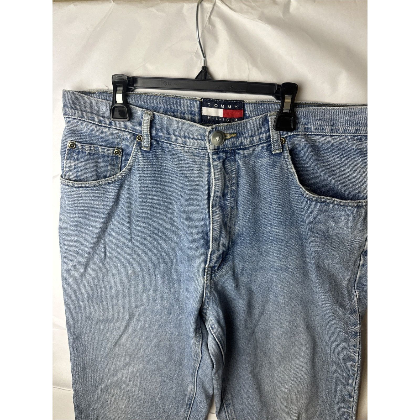 Tommy Hilfiger Vintage Tommy Hilfiger Jeans Sz 34 Light Wash Tapered Size US 34 / EU 50 - 6 Thumbnail