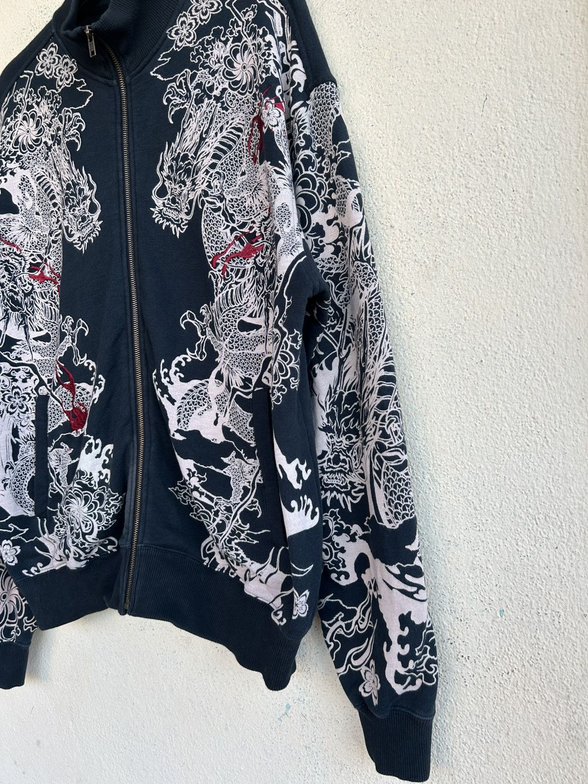 Japanese Brand Karakuri Tamashi Sukajan Art Zip Up Sweatshirt Size US L / EU 52-54 / 3 - 4 Thumbnail