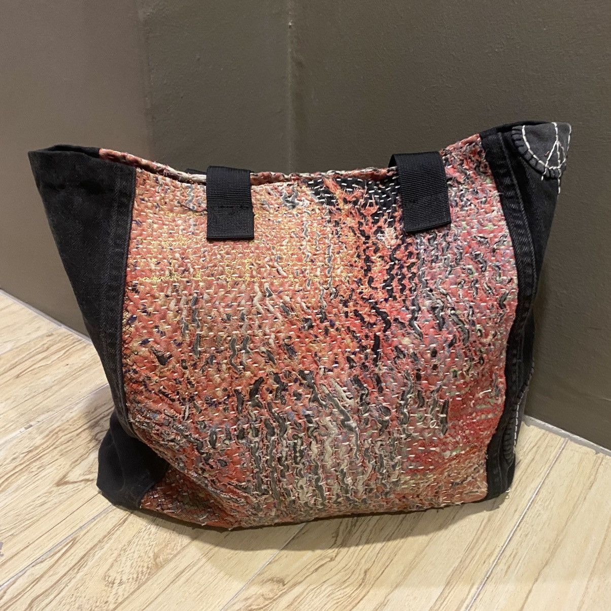 Handmade 1/1 Handstitch Sashiko Boro Natural Distressed Tote Bag Size ONE SIZE - 1 Thumbnail