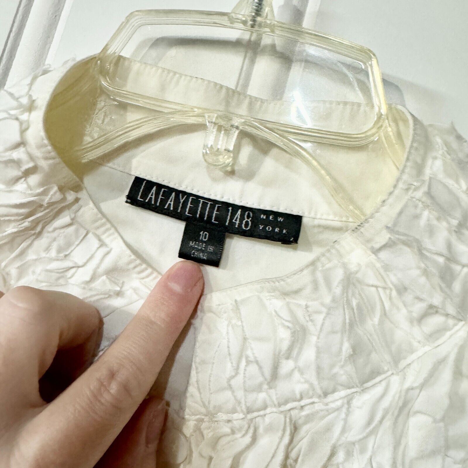 Other Lafayette 148 Blouse Sz 10 Button Up Embroidered Long Sleeve Size L / US 10 / IT 46 - 2 Thumbnail