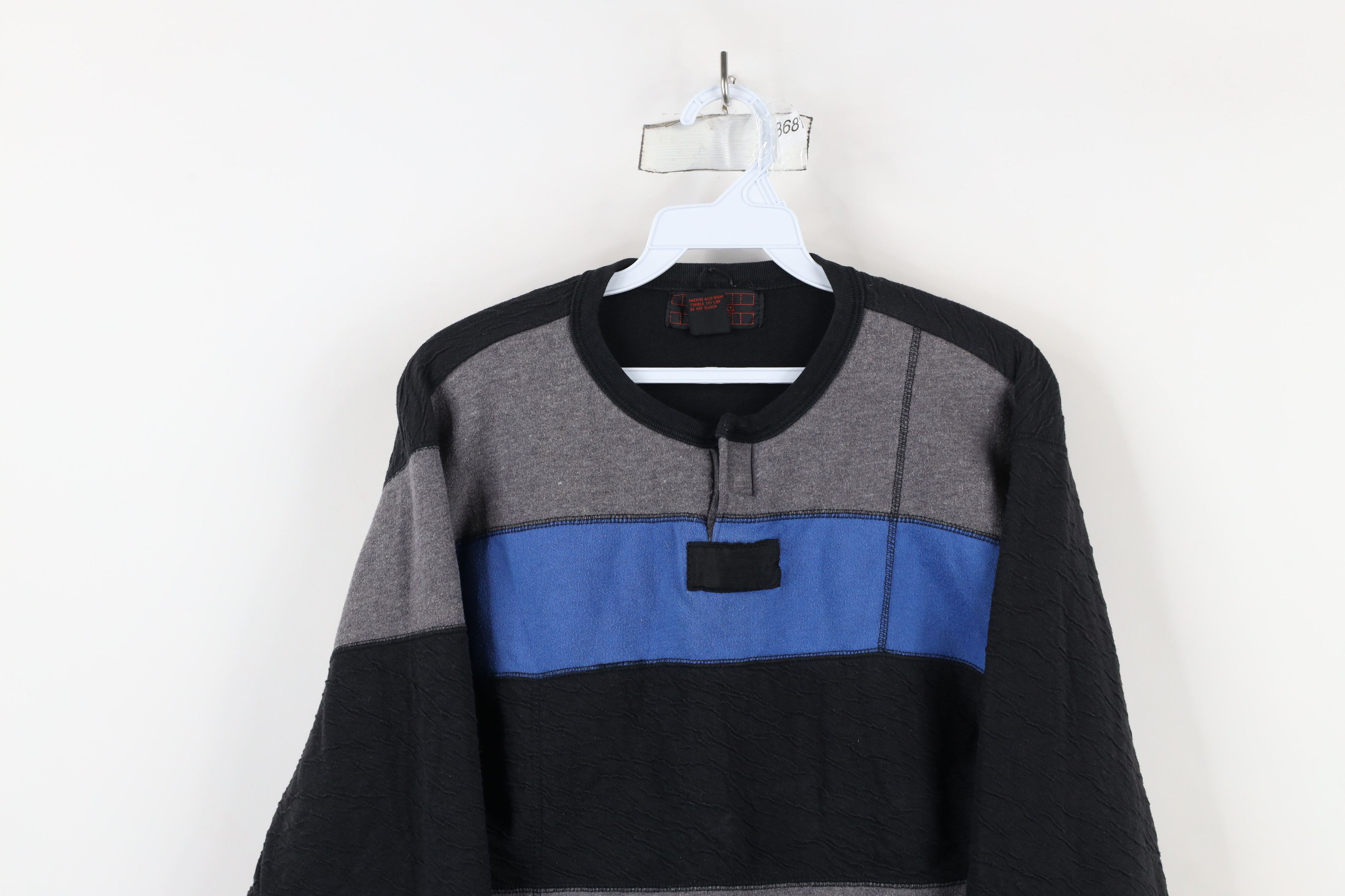 Vintage Vintage 90s Streetwear Crinkled Block Henley Sweatshirt Size US S / EU 44-46 / 1 - 2 Thumbnail