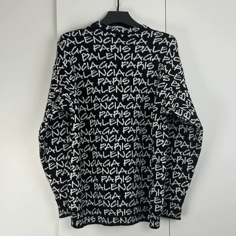 Balenciaga Balenciaga Monogrammed sweater 2502-Nextarrow Size US S / EU 44-46 / 1 - 2 Thumbnail