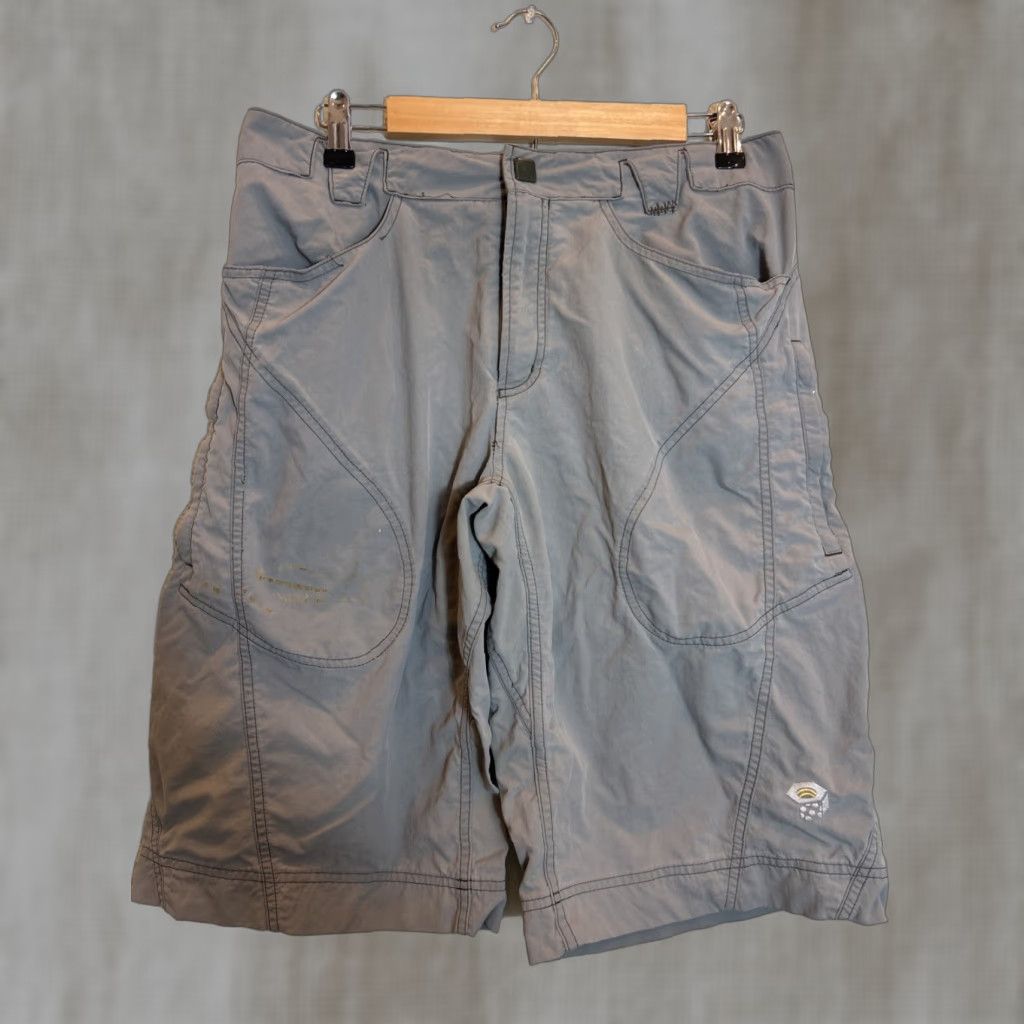 Mountain Hardwear VINTAGE Mountain Hardwear Cargo Shorts Men M Gray 32x13 Zipper Stains Flaw Size US 31 - 1 Thumbnail
